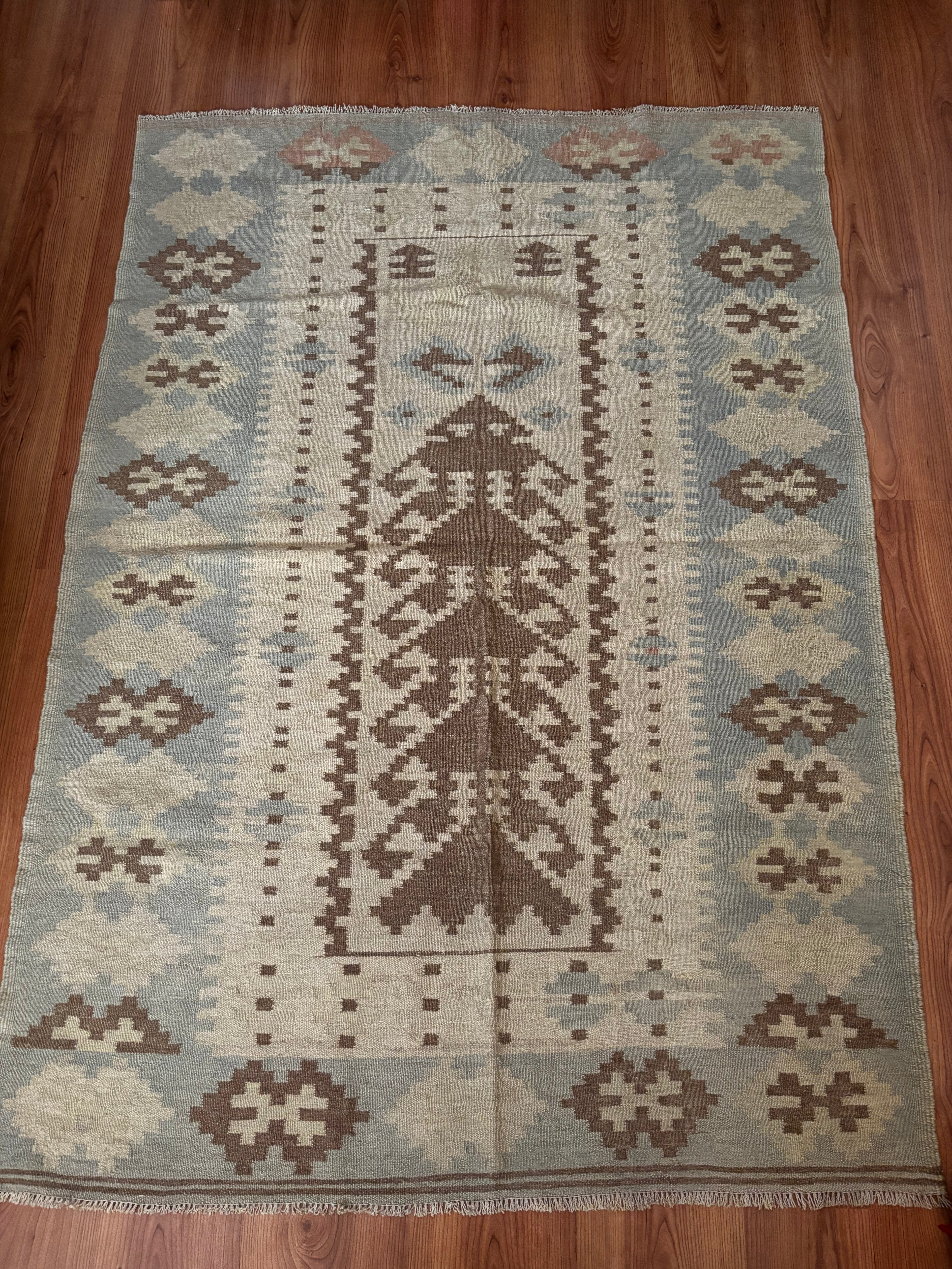 117 × 165 cm | Handmade Afghan Wool Kilim