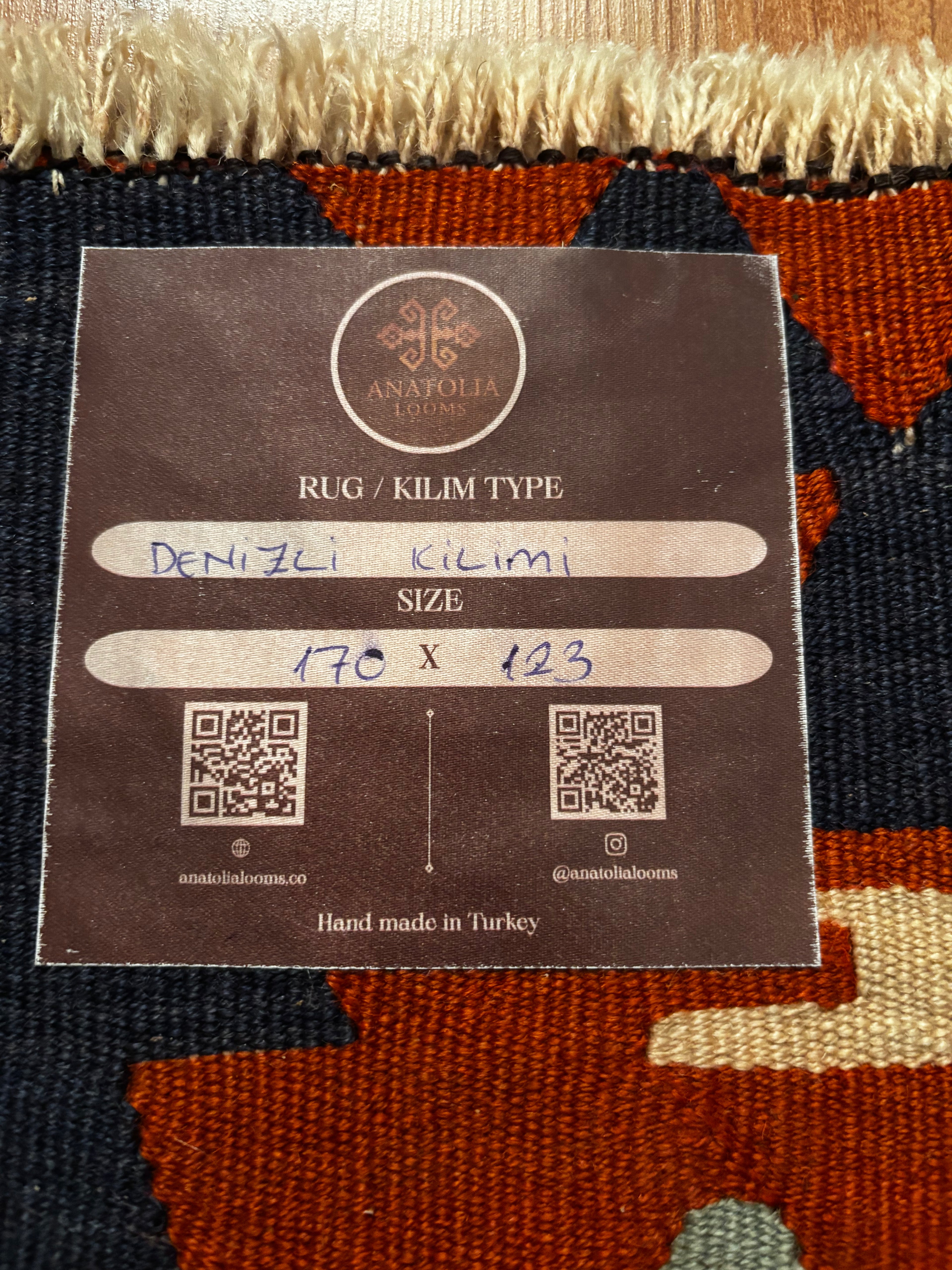 123 × 170 cm Handmade Denizli Kilim – Vintage Turkish Wool Flatweave Carpet