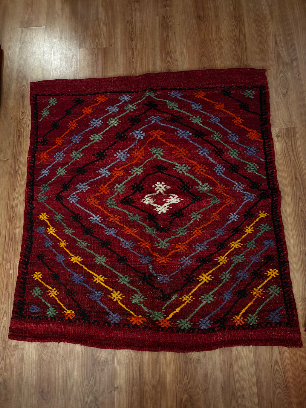 120 × 133 cm Handmade Konya Kilim – Turkish Wool Flatweave Carpet