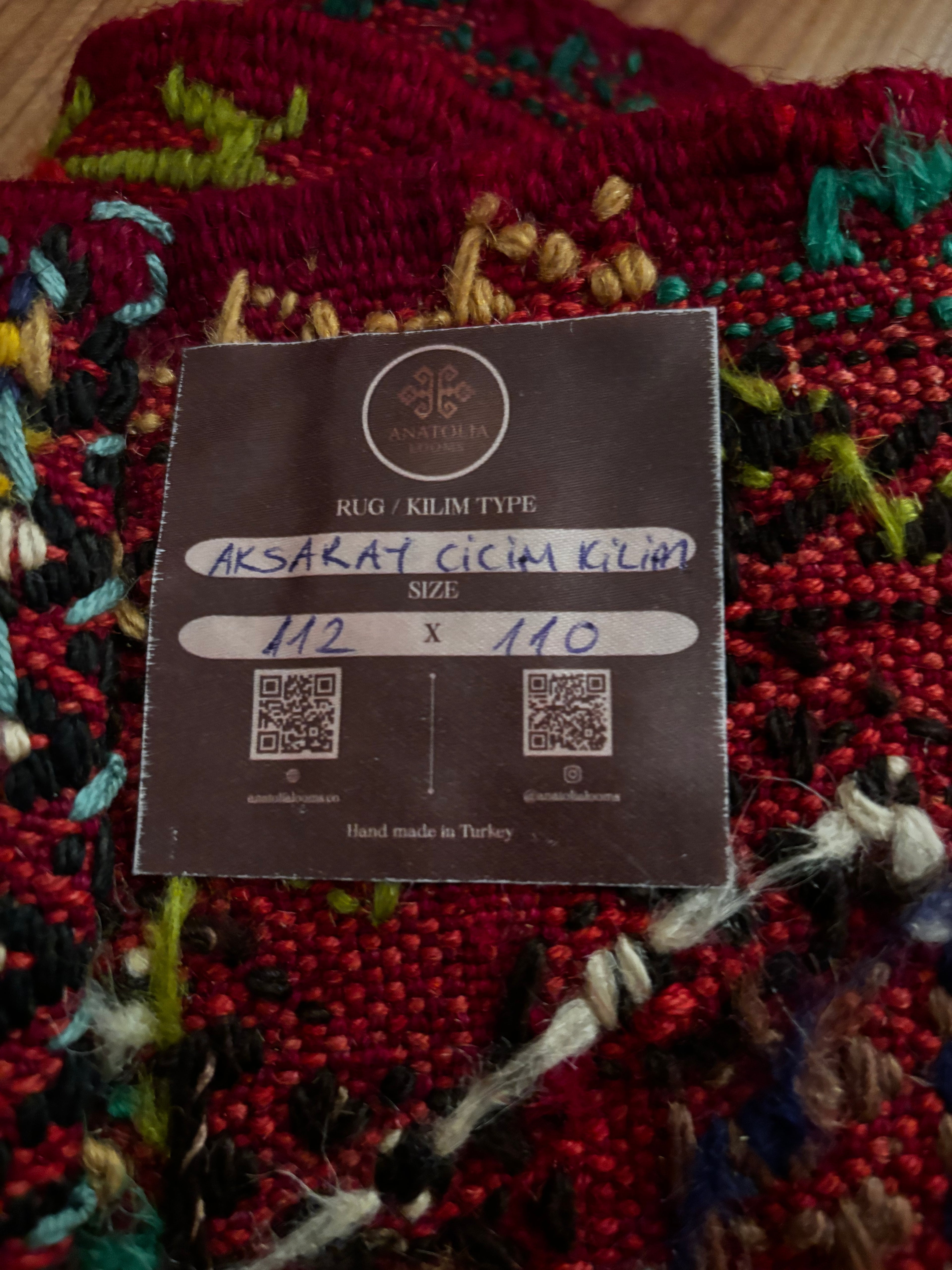 110 × 112 cm Vintage Aksaray Cicim Kilim – Handmade Turkish Wool Carpet
