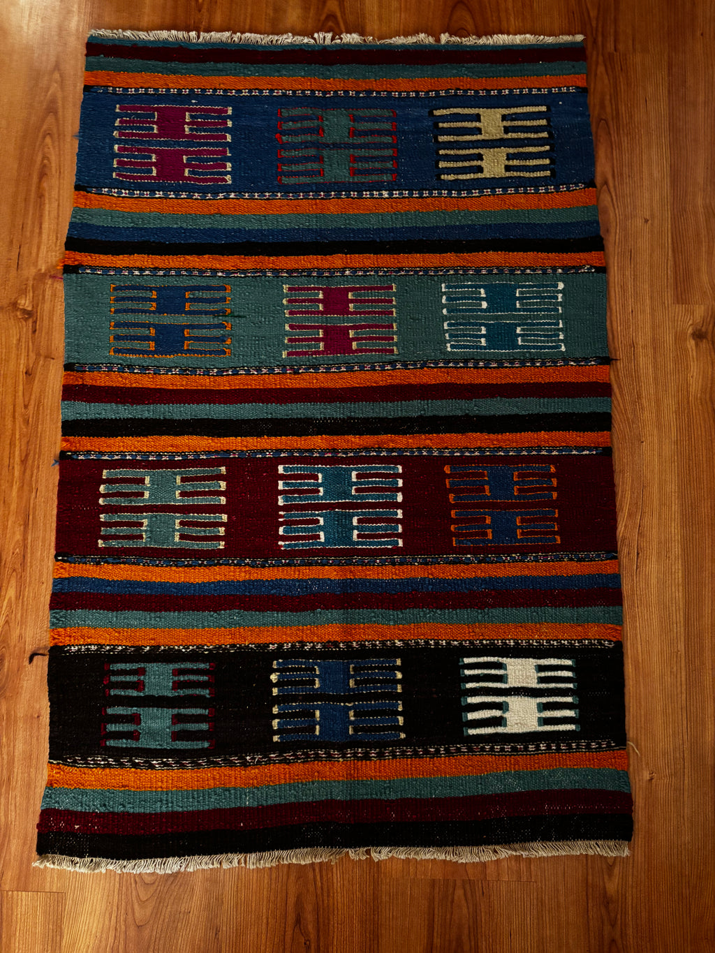 73 × 108 cm Vintage Afyon Parmaklı Kilim – Handmade Turkish Wool Carpet