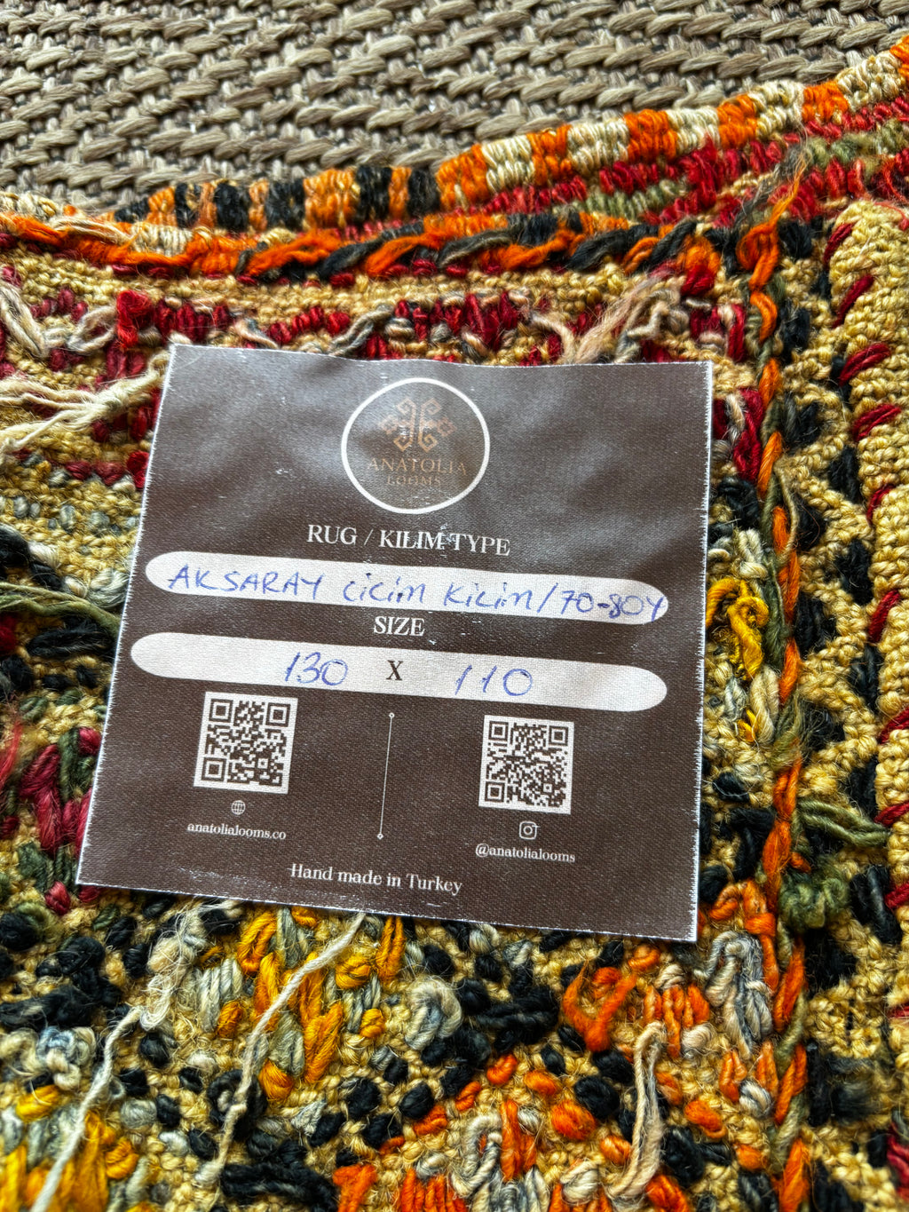 110 × 130 cm Vintage Aksaray Cicim Kilim – Handmade Turkish Wool Carpet