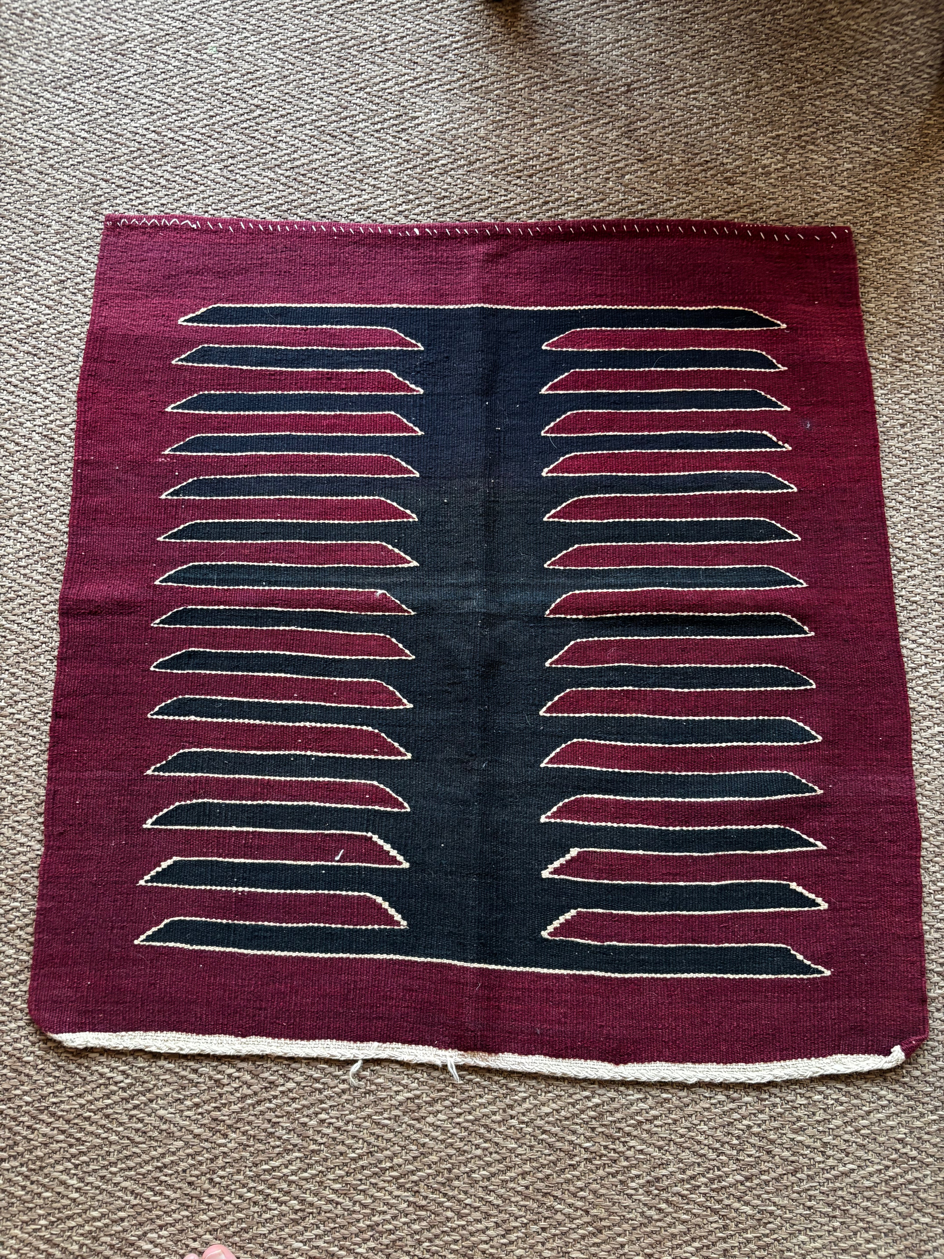 94 × 96 cm Vintage Afyon Parmaklı Kilim – Handmade Turkish Wool Carpet