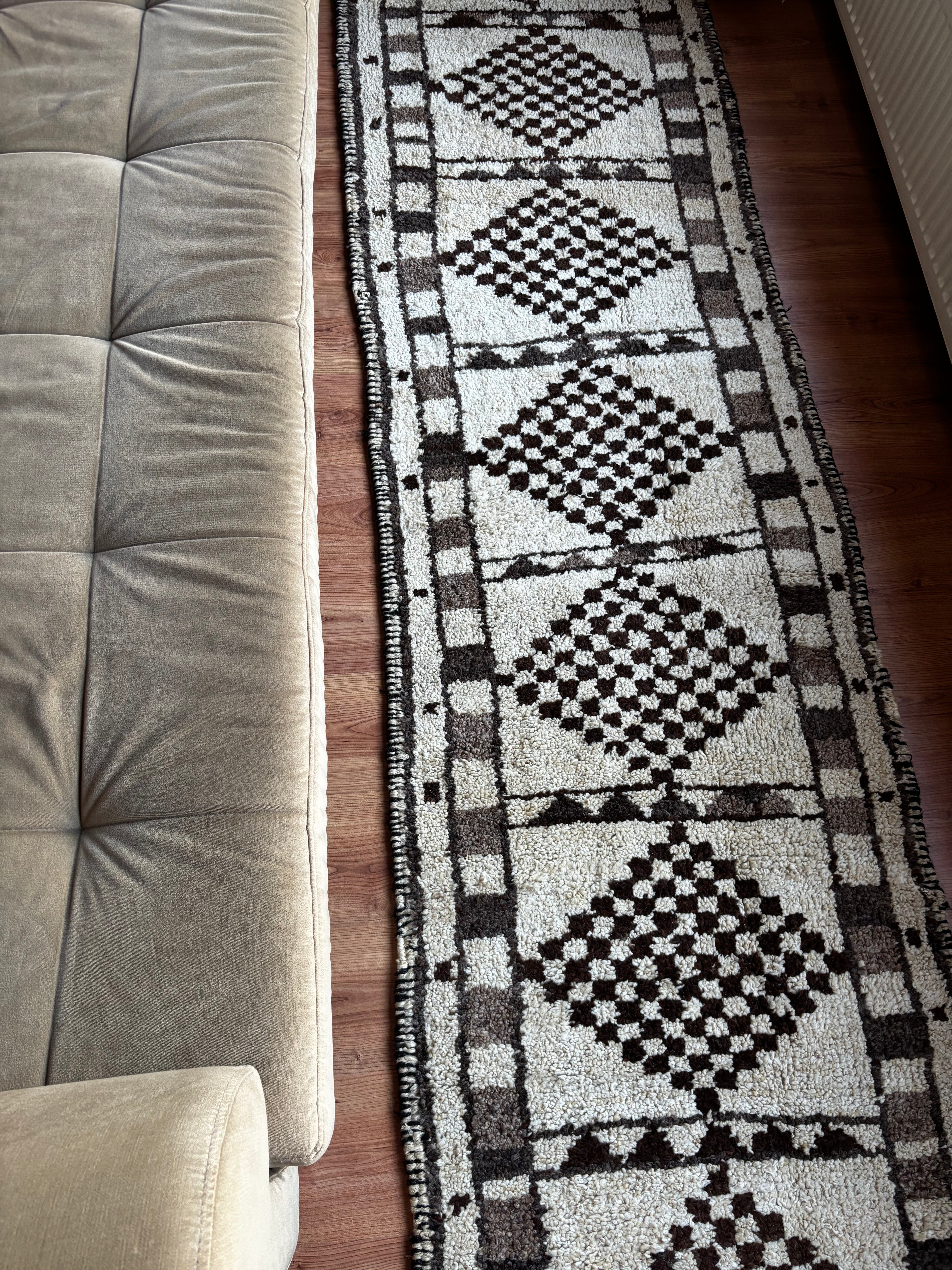 83 × 340 cm | Handmade Kurdish Tribal Runner