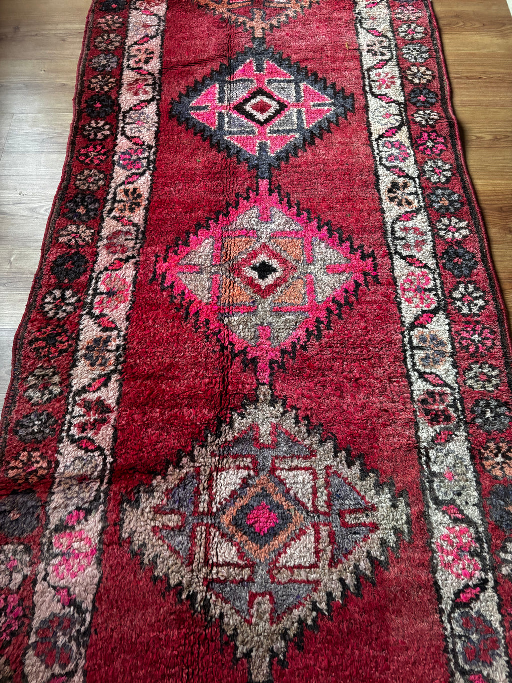 Turkish Vintage Runner Rug – Red · 89 × 378 cm