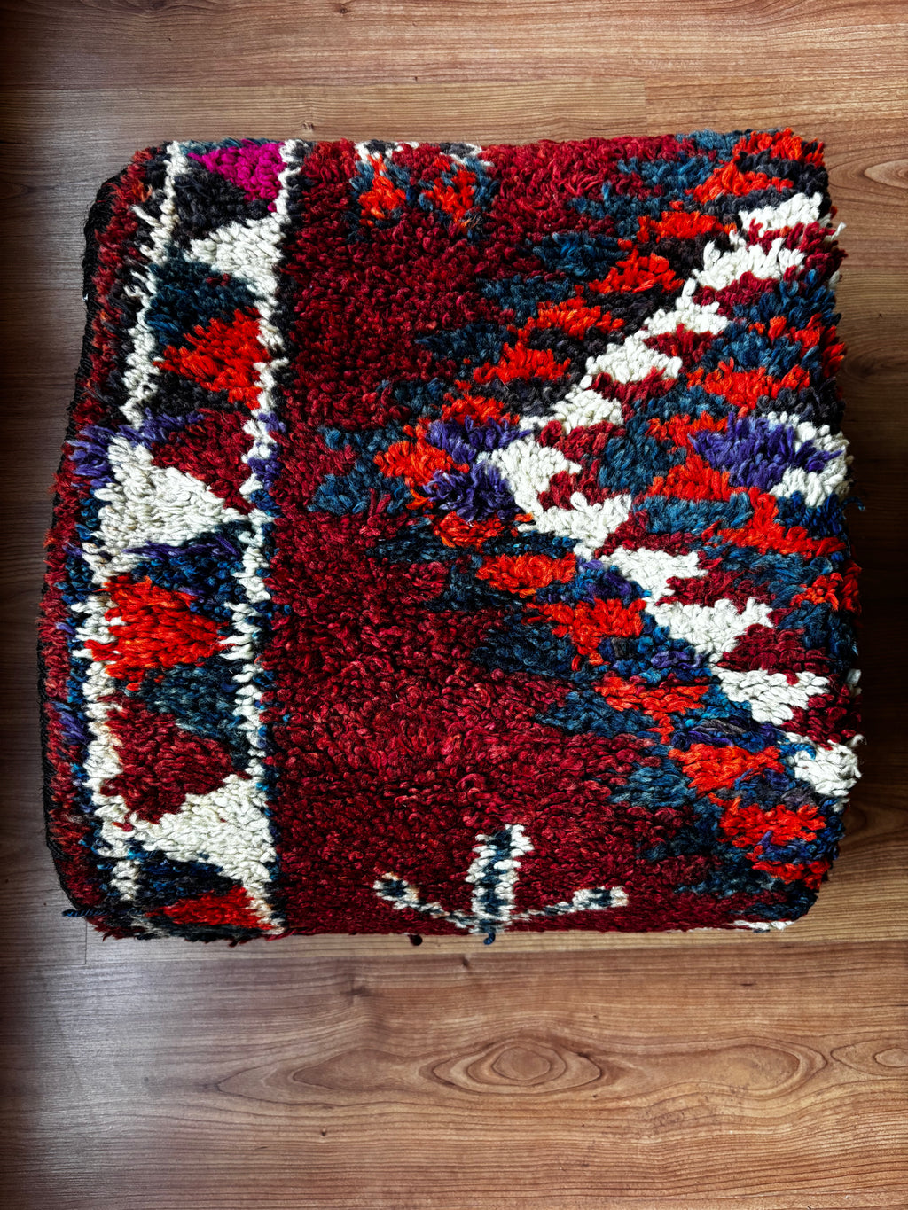 92 × 370 cm | Handmade Vintage Herki Wool Runner