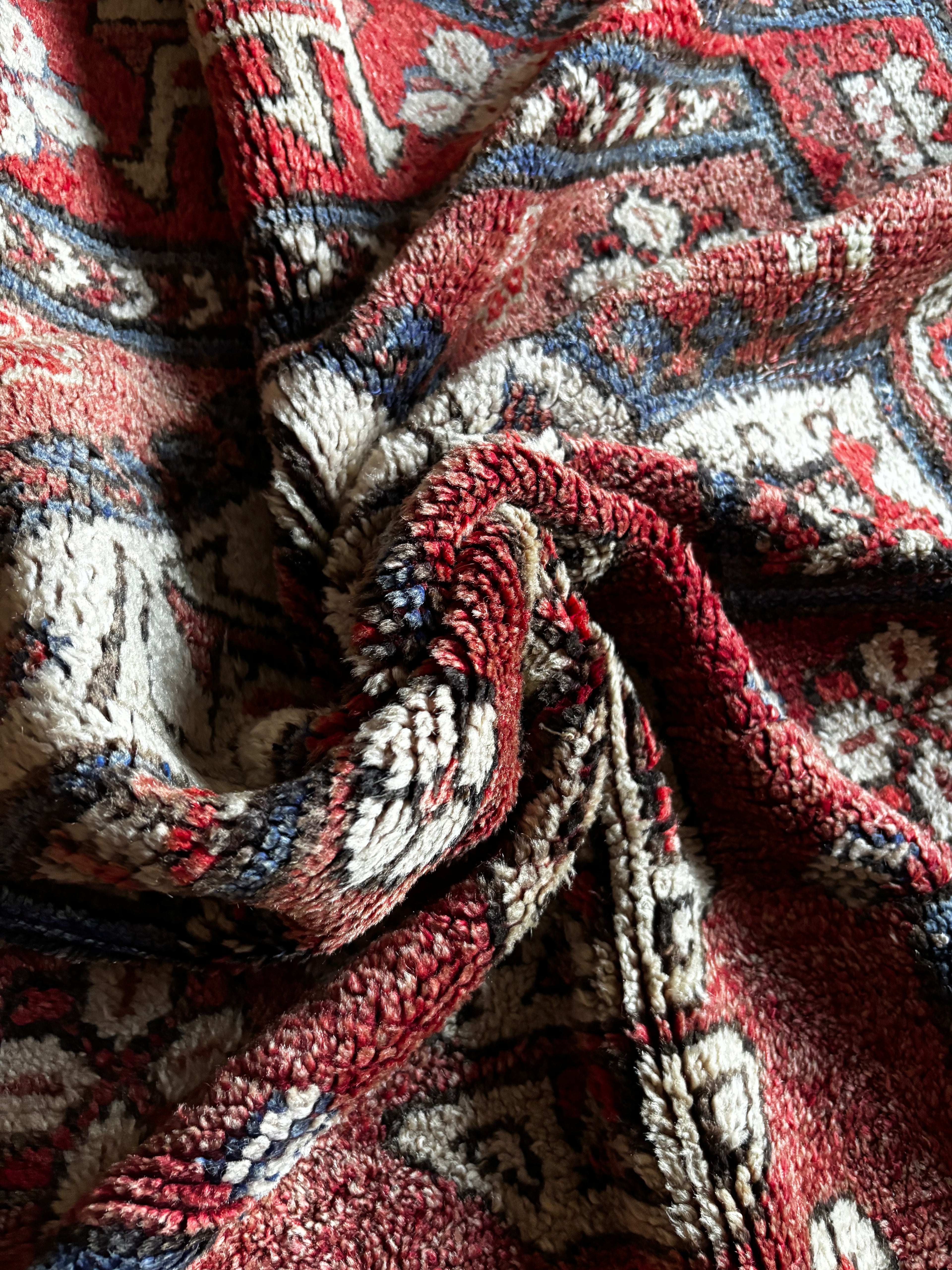 188 × 257 cm | 100+ Year Old Antique Ayvacık Rug | Handmade Turkish Wool Rug