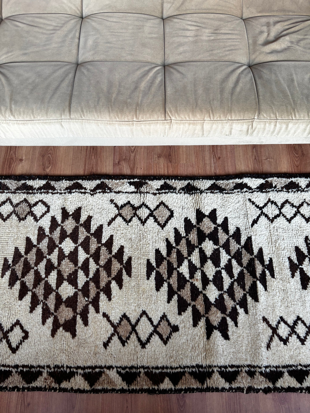 88 × 390 cm | Handmade Herki Tribal Runner Rug