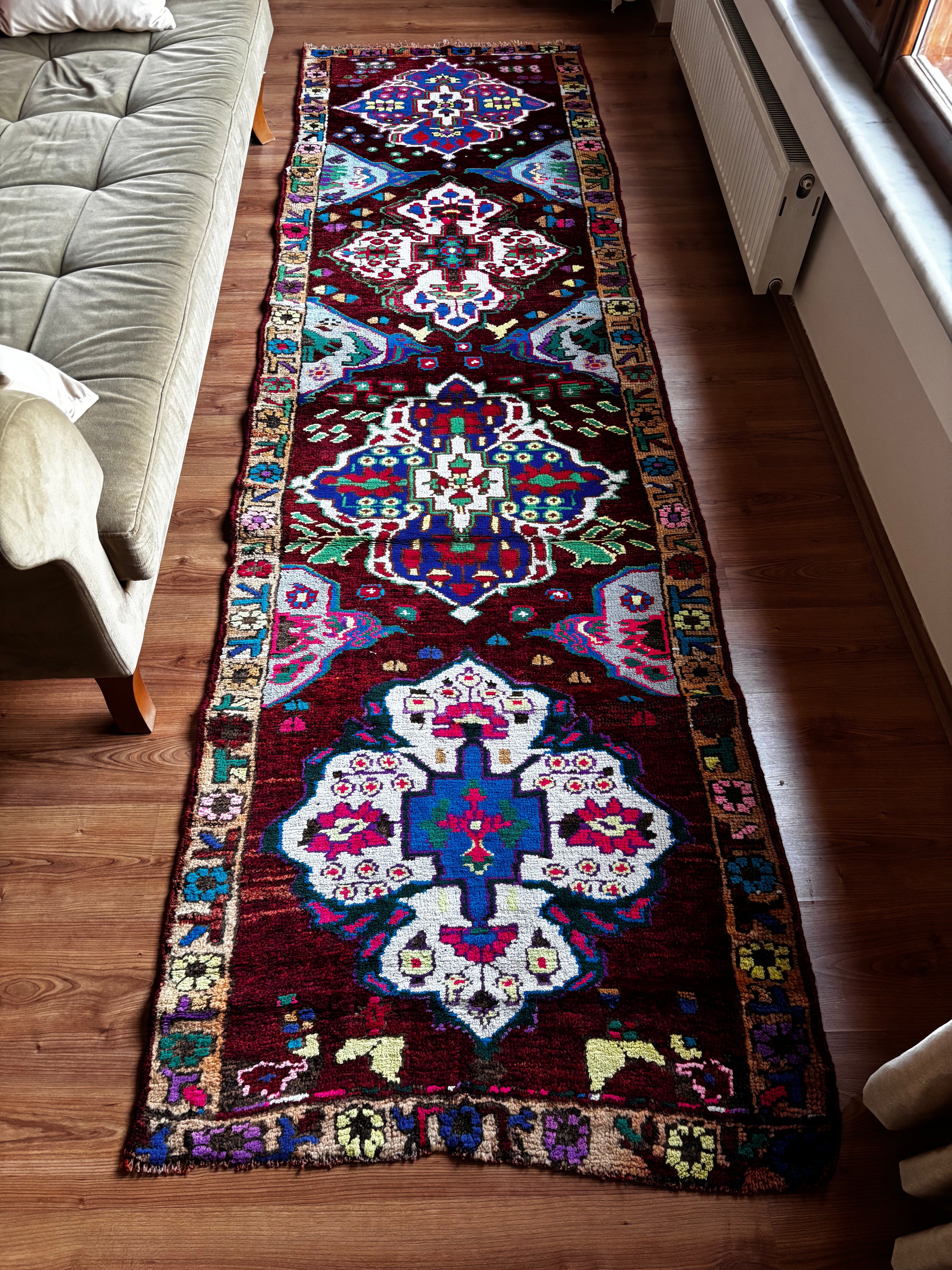 Herki Tribal Runner Rug – Burgundy · 96 × 337 cm