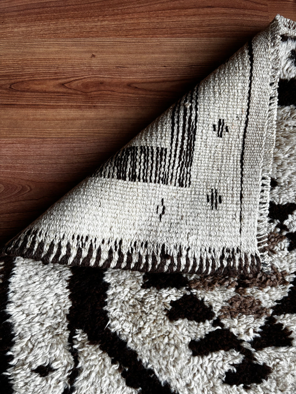 Herki Tribal Runner Rug – Ivory · 80 × 320 cm