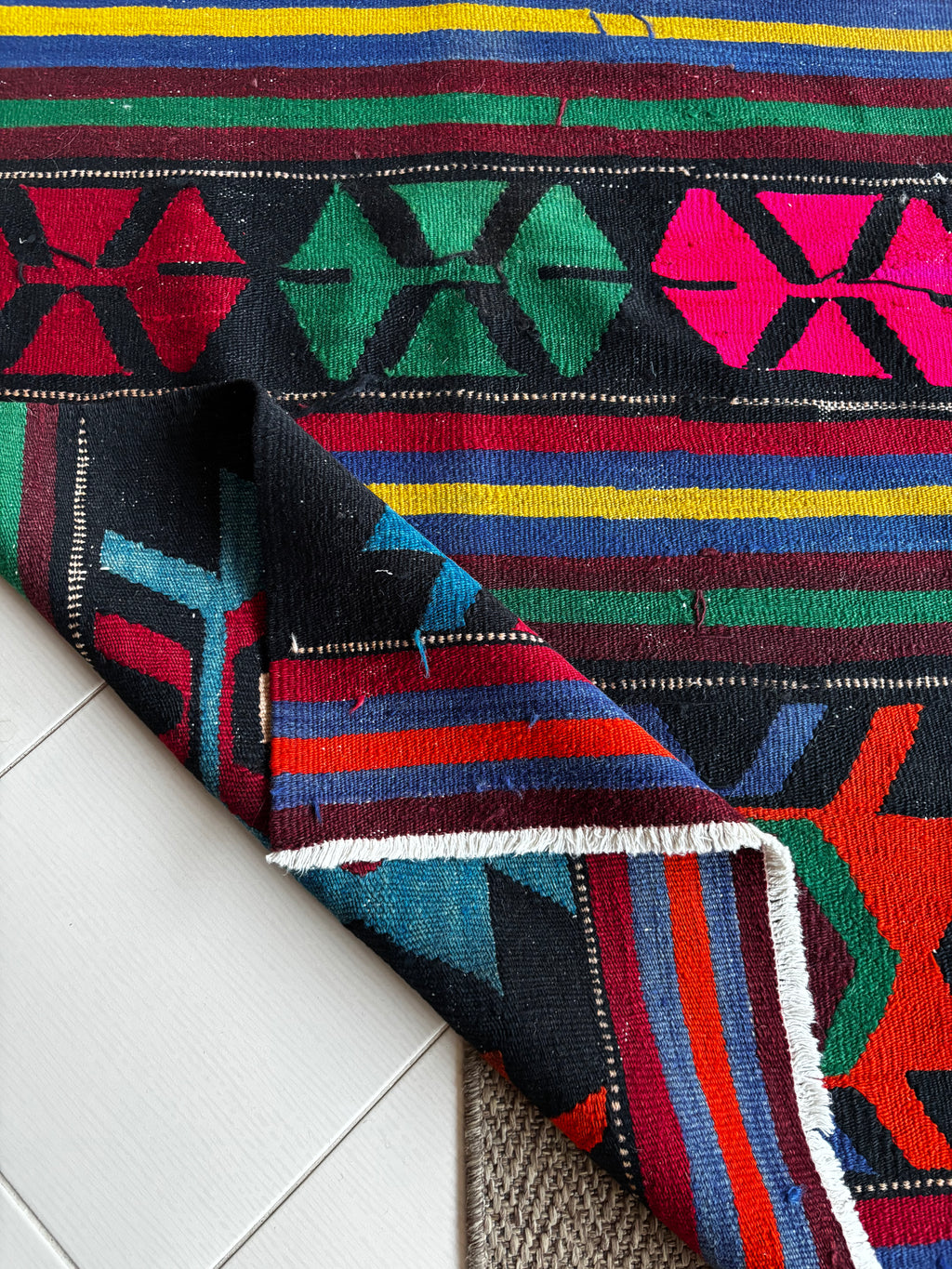 160 × 200 cm Vintage Afyon Kilim – Handmade Turkish Wool Carpet