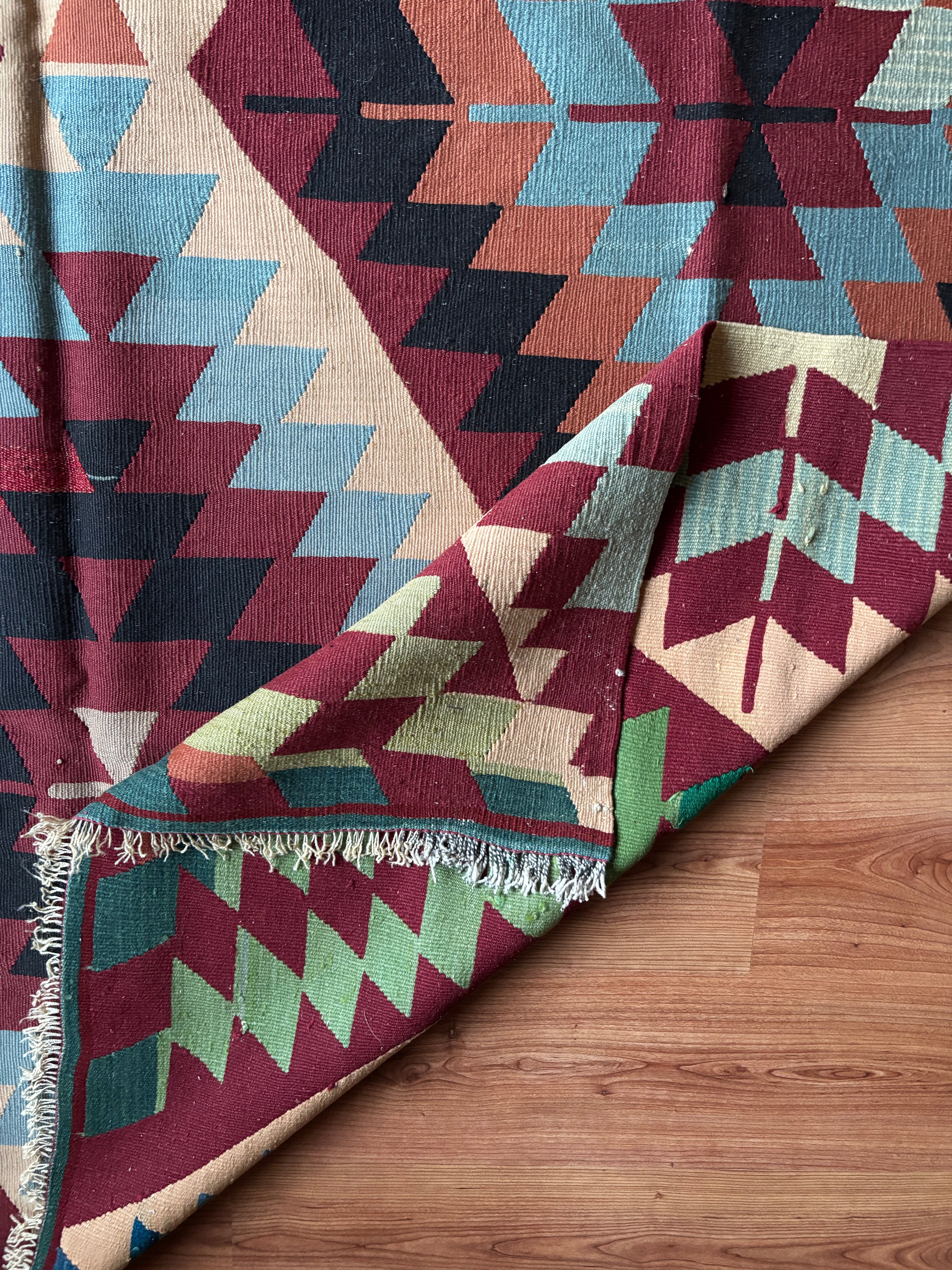 175 × 345 cm | Handmade Uşak Kelle Boyu Wool Kilim