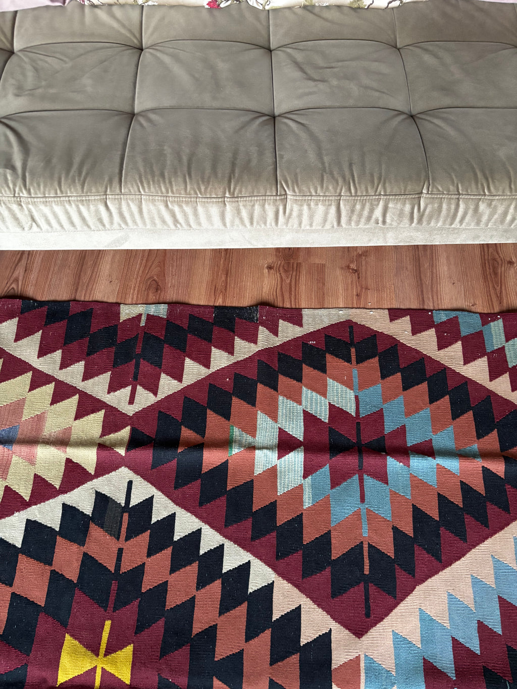 175 × 345 cm | Handmade Uşak Kelle Boyu Wool Kilim