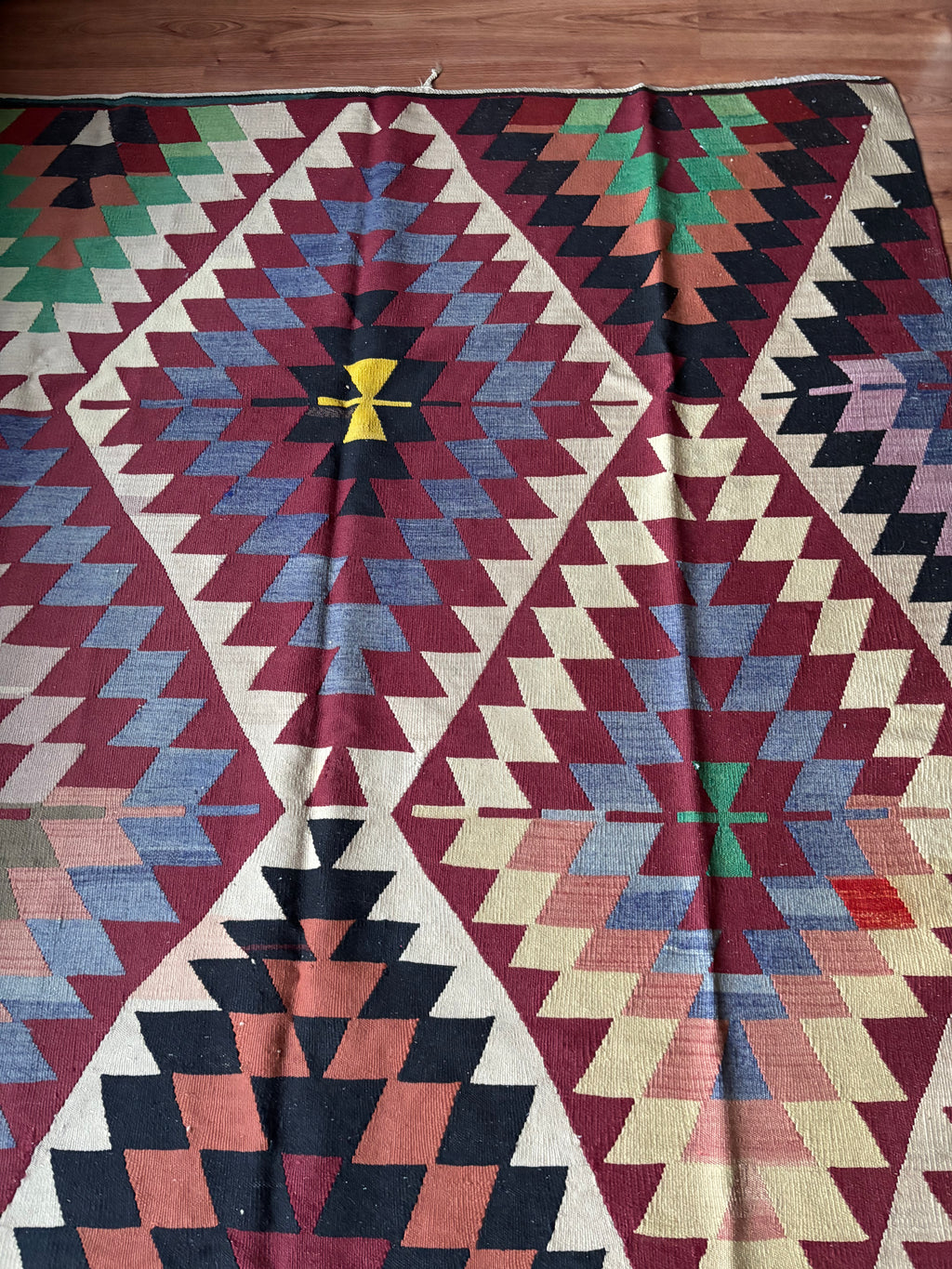 175 × 345 cm | Handmade Uşak Kelle Boyu Wool Kilim