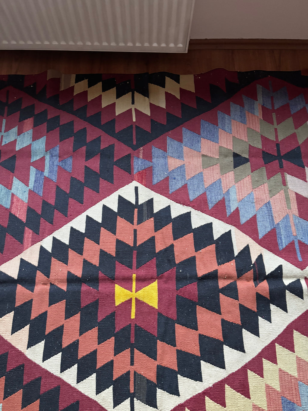 175 × 345 cm | Handmade Uşak Kelle Boyu Wool Kilim