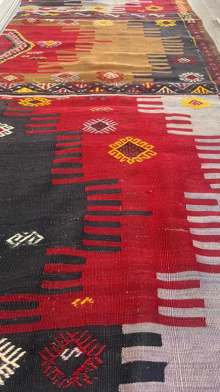 Handwoven Anatolian Runner Kilim – 83x389 cm – Wool Tribal Bohemian Hallway Rug