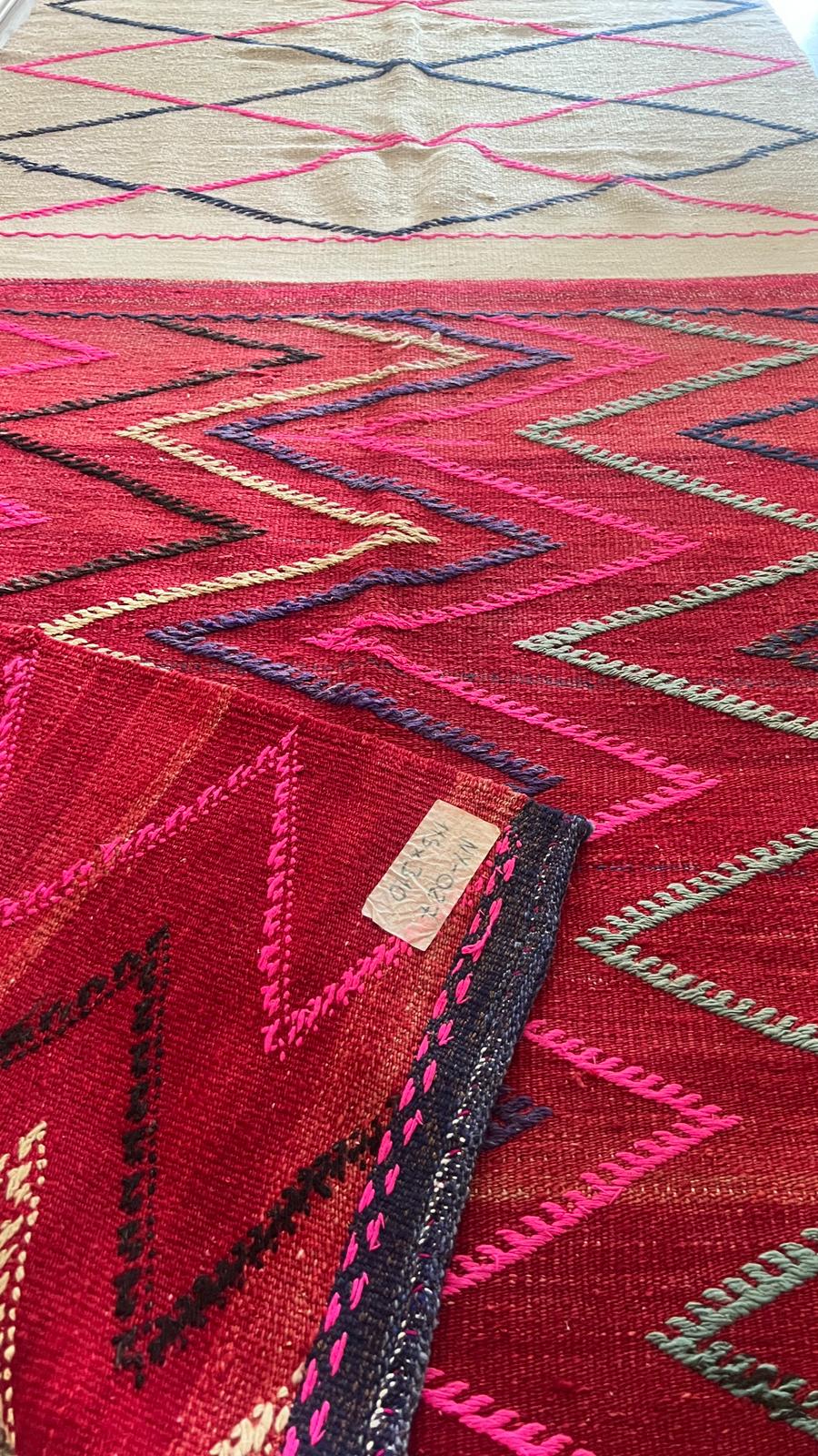 Handwoven Anatolian Runner Kilim – 115x310 cm – Wool Bohemian Tribal Rug