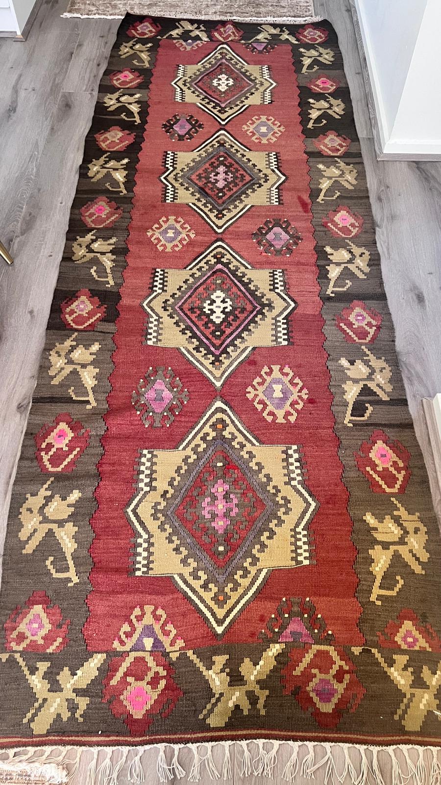 Vintage Anatolian Runner Rug – 107x305 cm – Handwoven Wool Tribal Kilim