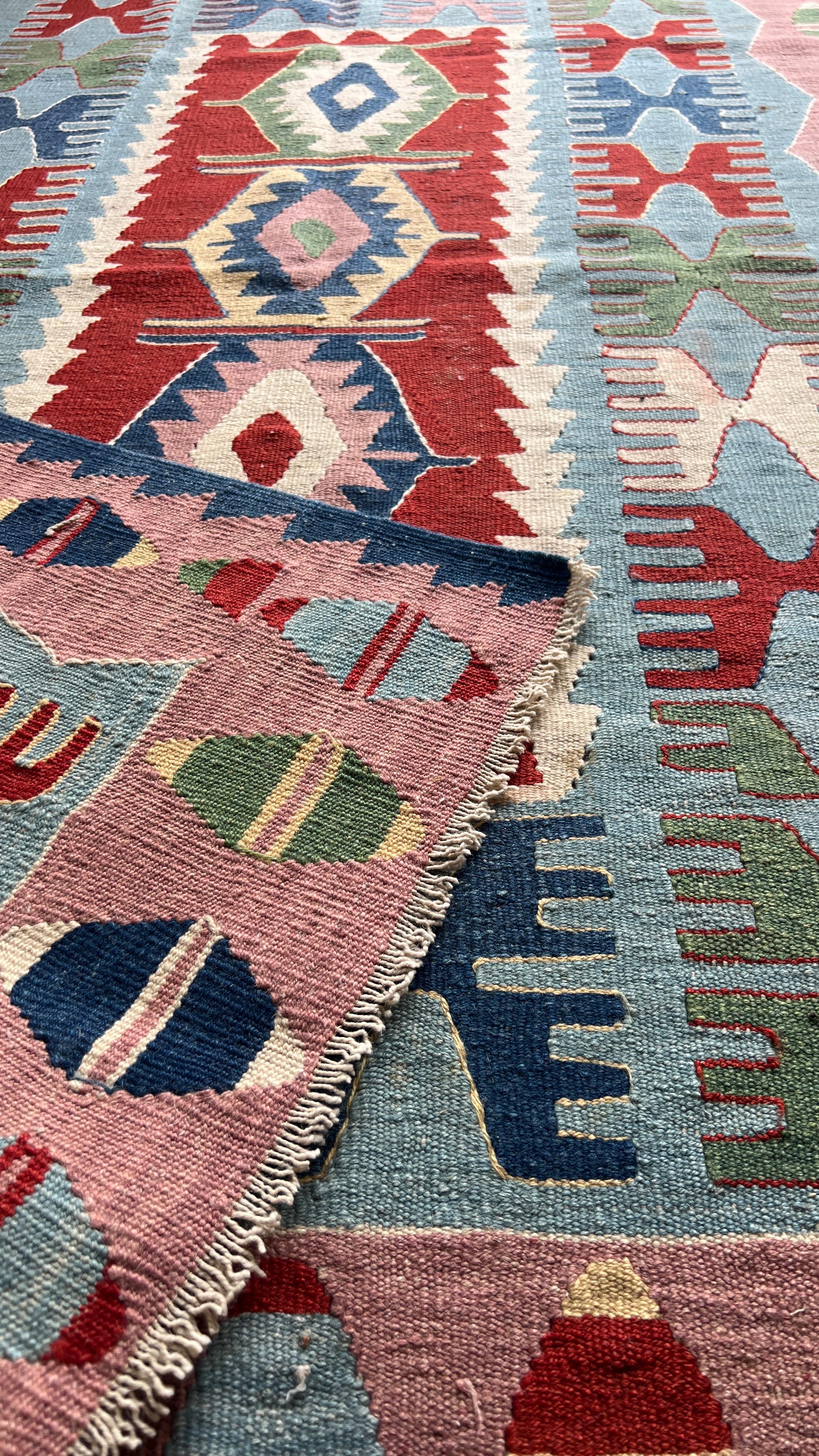 Handwoven Anatolian Kilim – 118x170 cm – Wool Rug – Tribal Bohemian Decor
