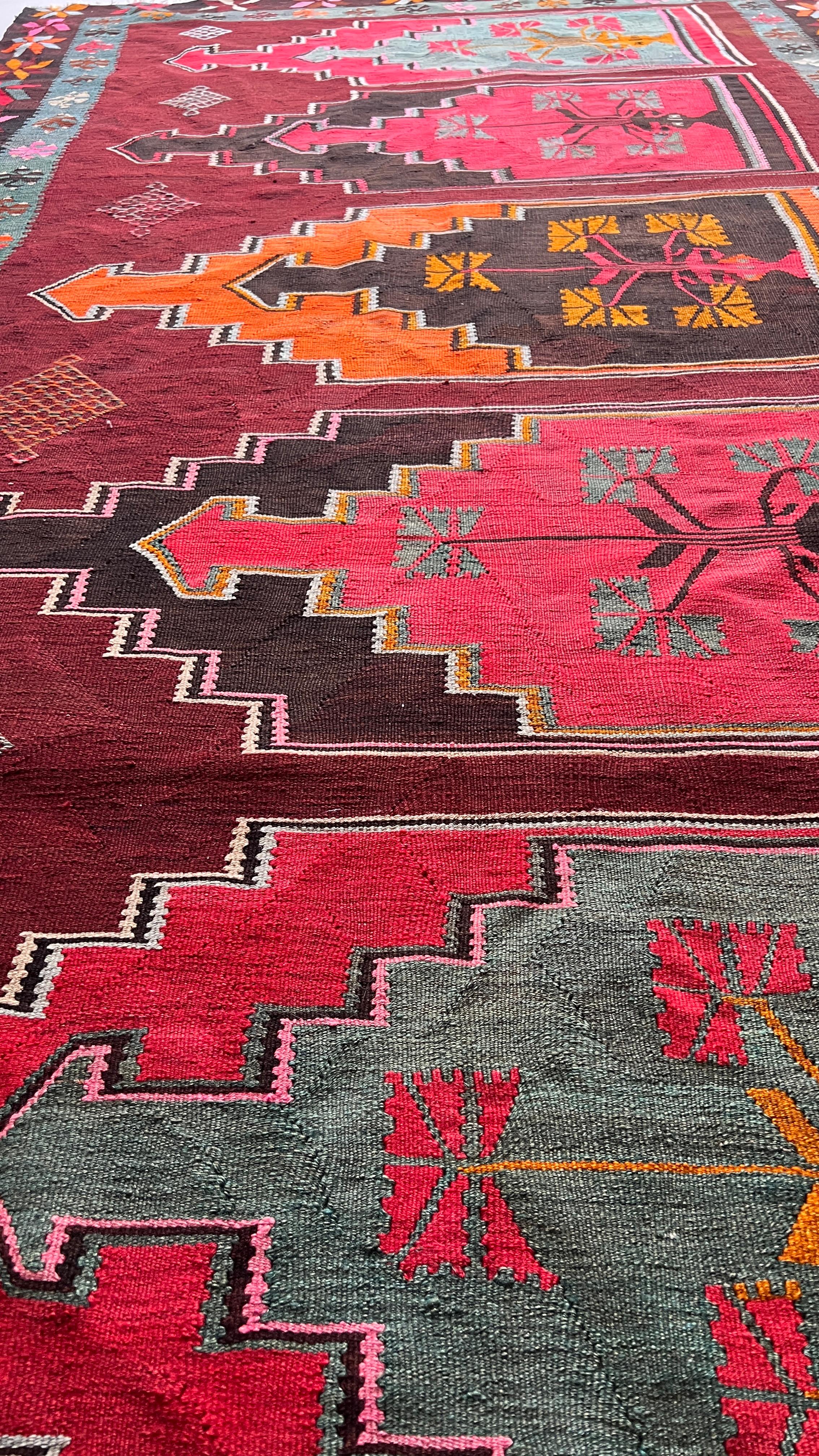 Kars Saflı Kilim 162x307 cm – Handwoven Wool Rug – Bold Tribal Statement Carpet