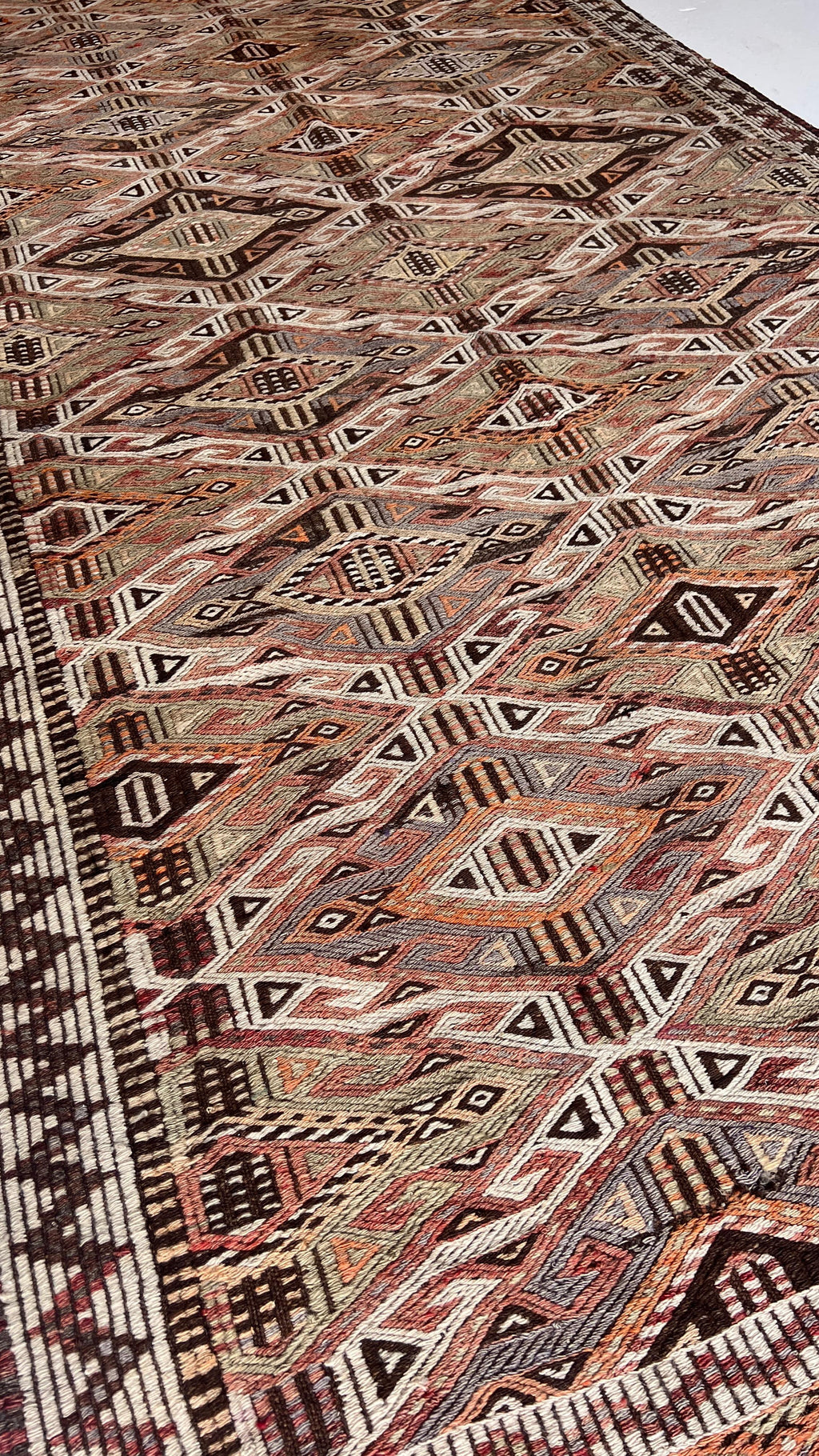 Mut Cicim Kilim 130x310 cm – Handwoven Wool Runner – Neutral Tribal Anatolian Rug
