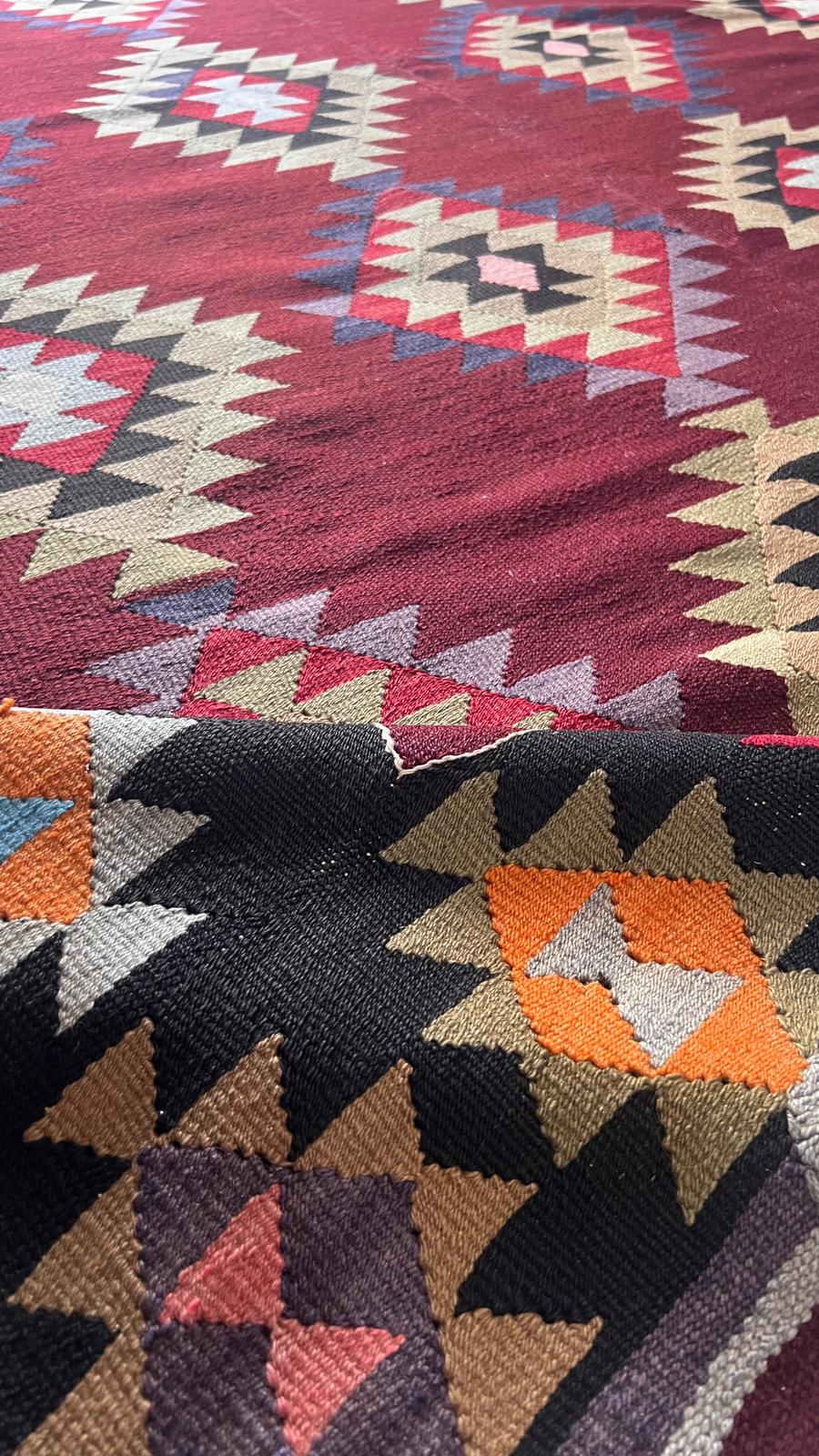 Handwoven Balıkesir Kilim Rug – 198 × 268 cm – Vintage Turkish Wool Rug – Tribal Geometric Flatweave