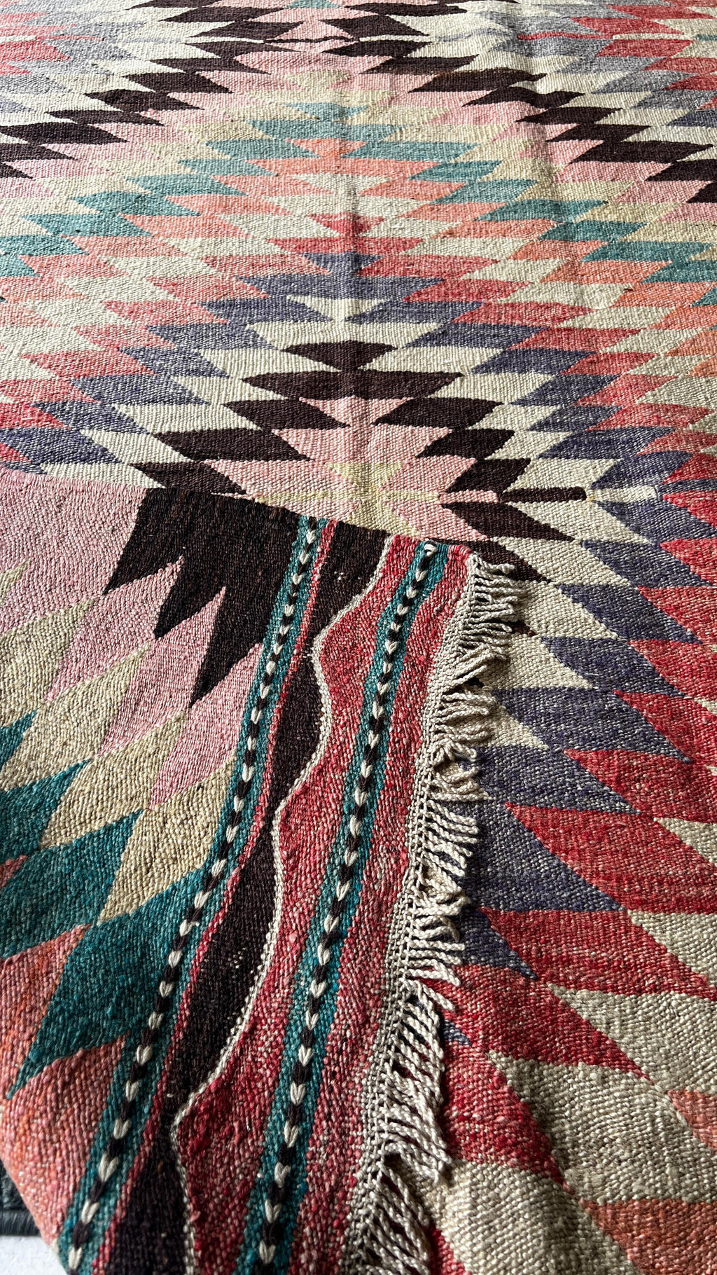 Vintage Muğla Bencik Kilim – 129 × 250 cm – Handmade Wool Turkish Kilim