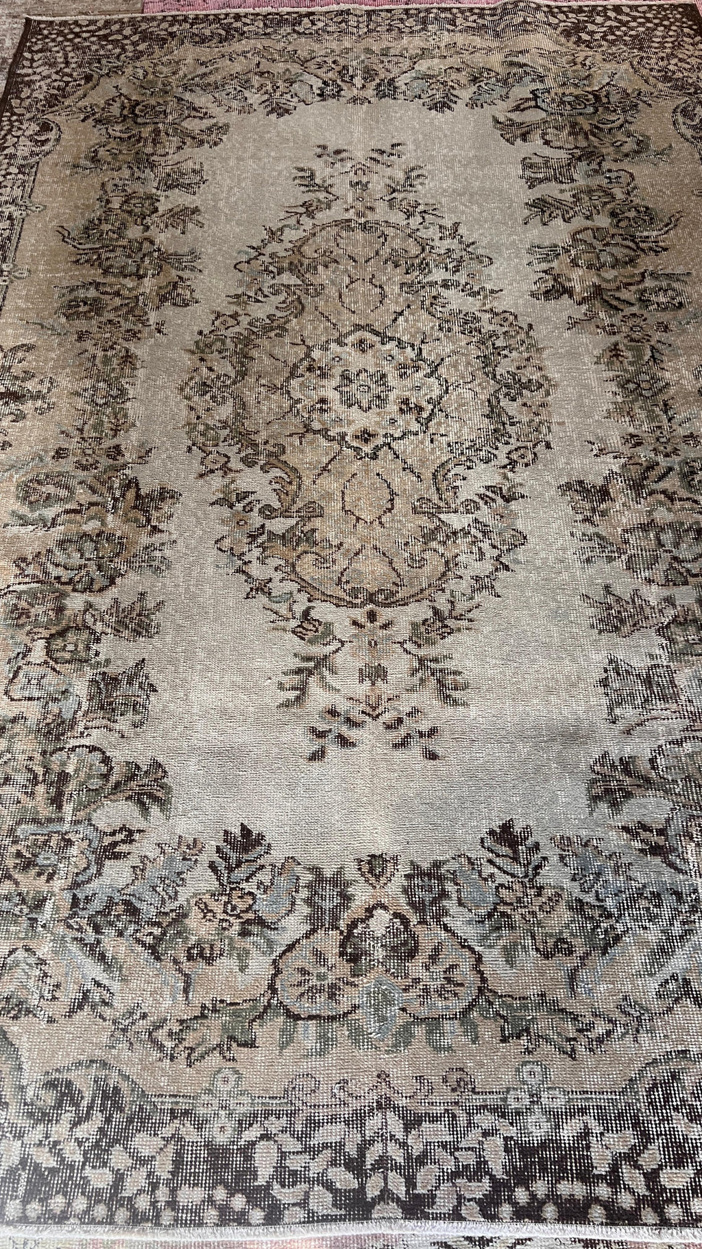Antique Turkish Vintage Rug – 177 × 271 cm – Handmade Wool Anatolian Rug