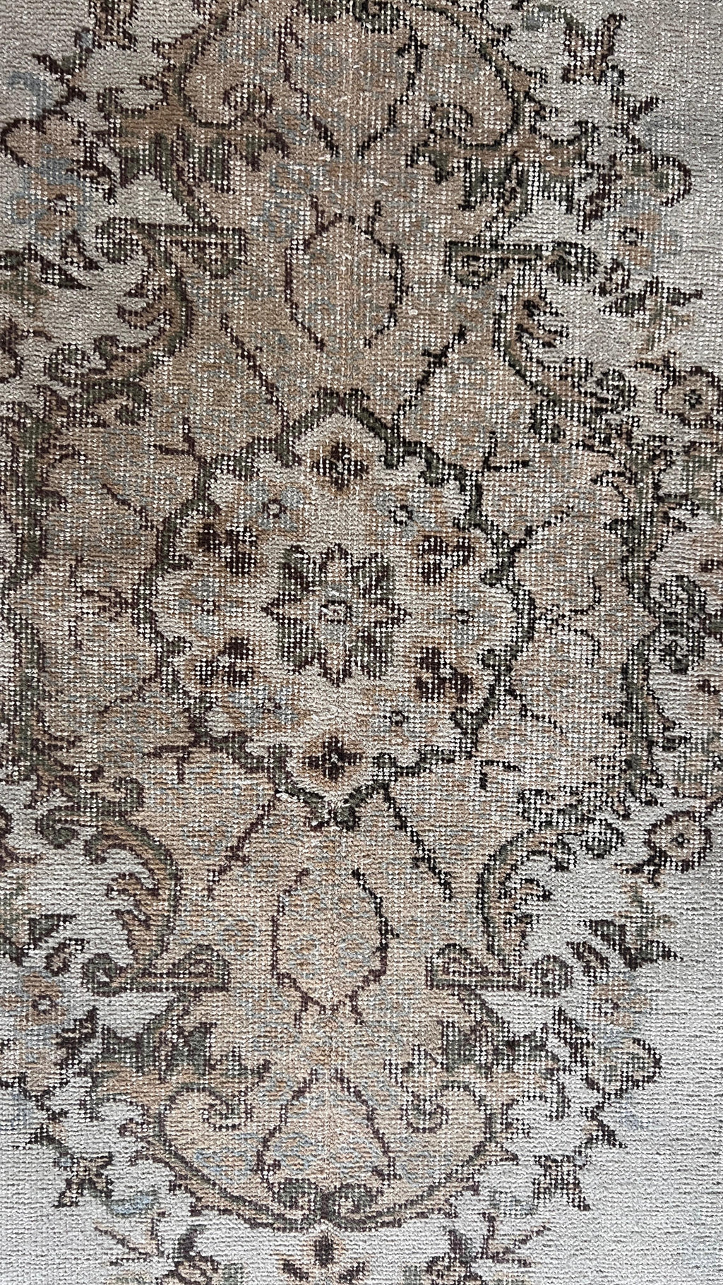 Antique Turkish Vintage Rug – 177 × 271 cm – Handmade Wool Anatolian Rug