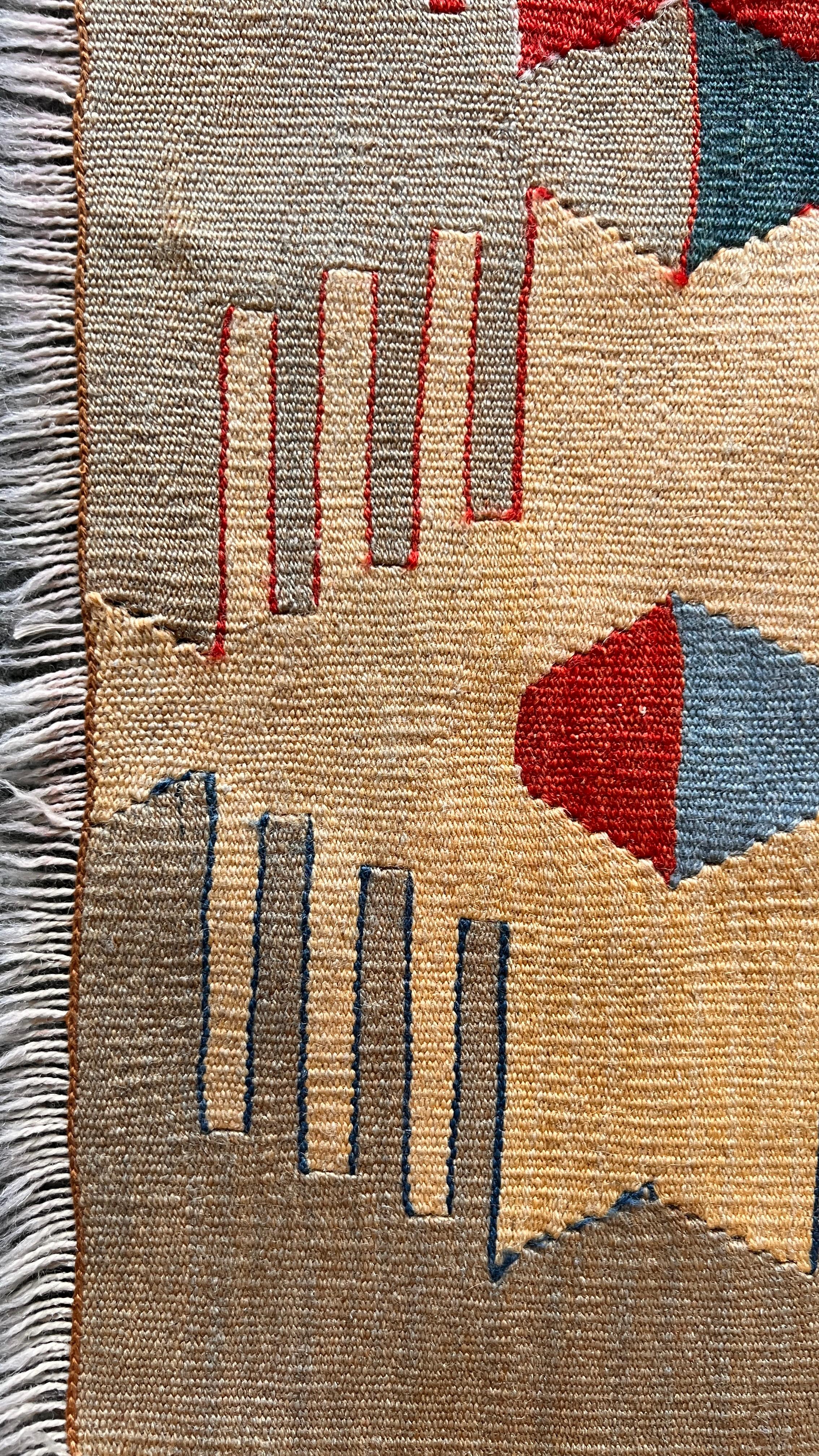 Vintage Turkish Uşak Kilim – 125 × 178 cm – Handmade Wool Tribal Rug