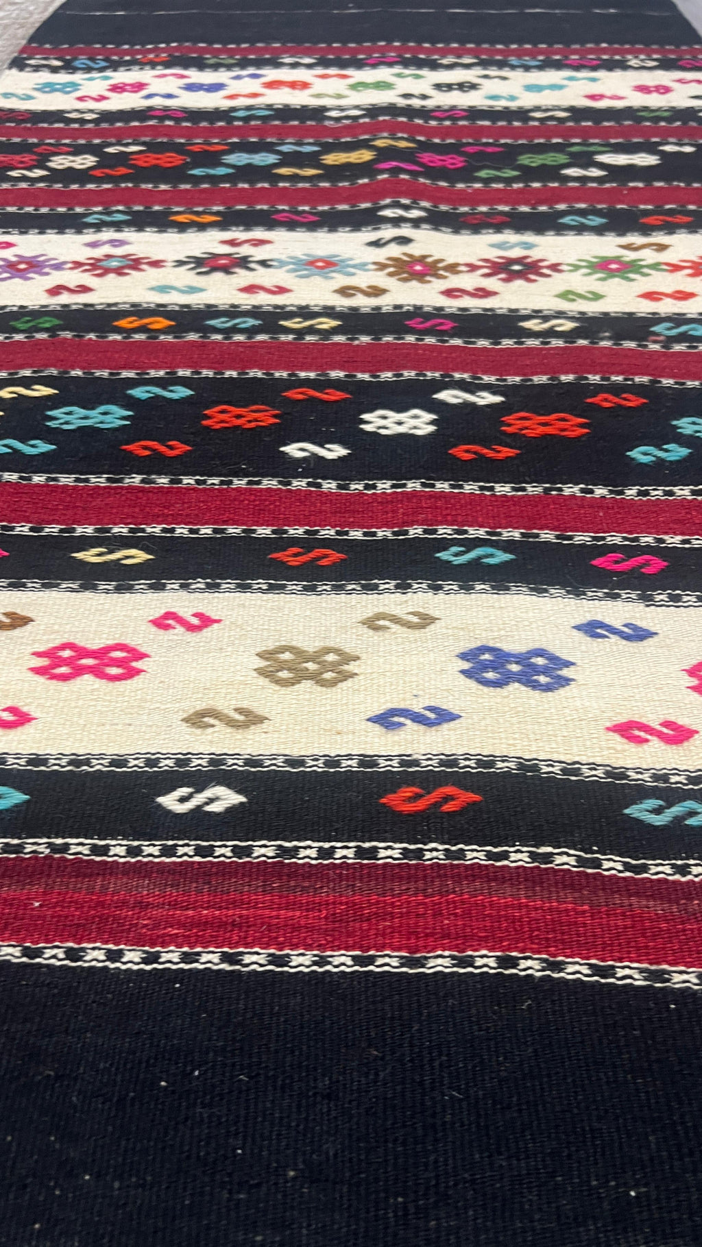 Vintage Turkish Kilim Runner – 71 × 461 cm – Handmade Wool Hallway Runner
