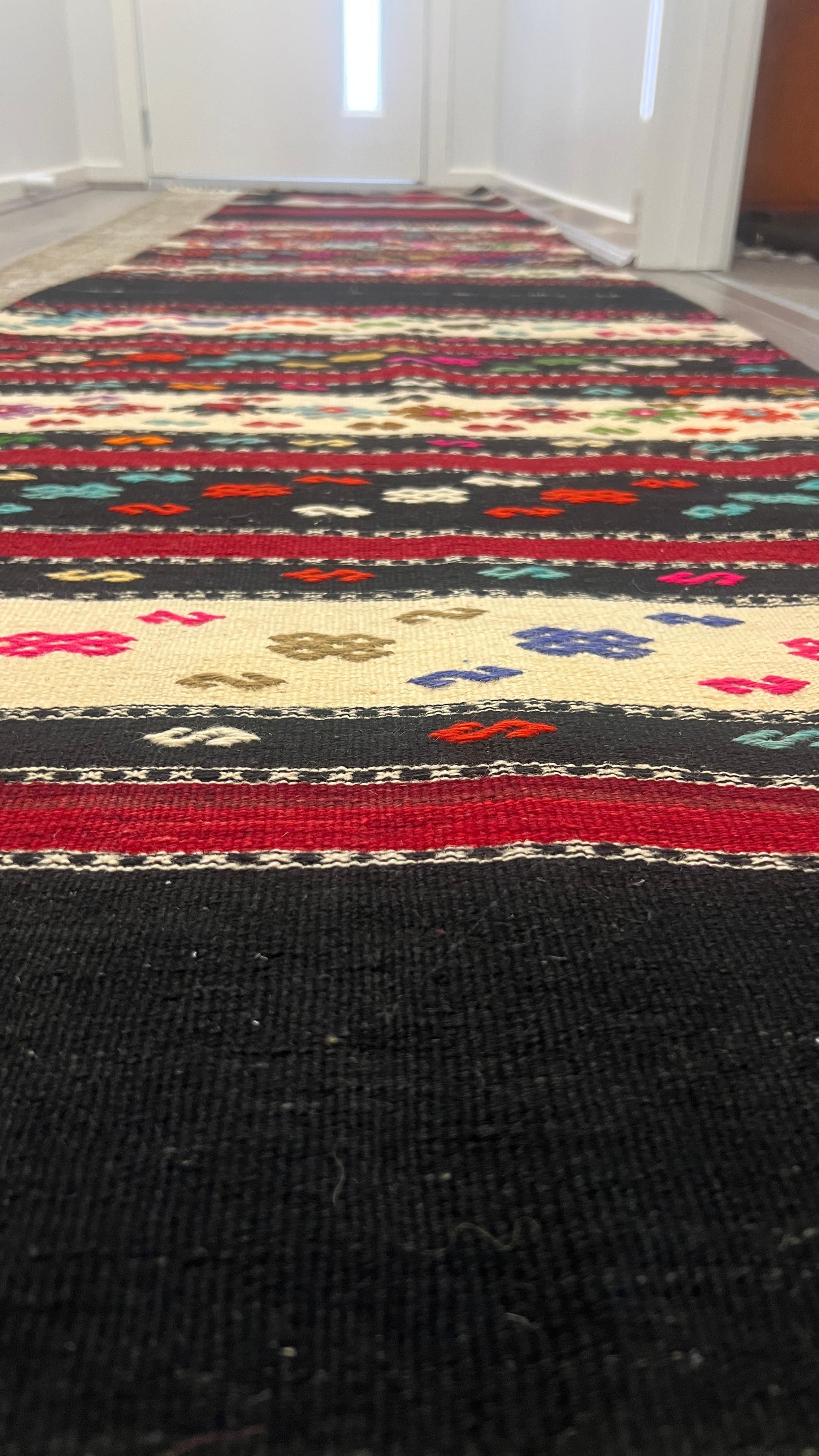 Vintage Turkish Kilim Runner – 71 × 461 cm – Handmade Wool Hallway Runner