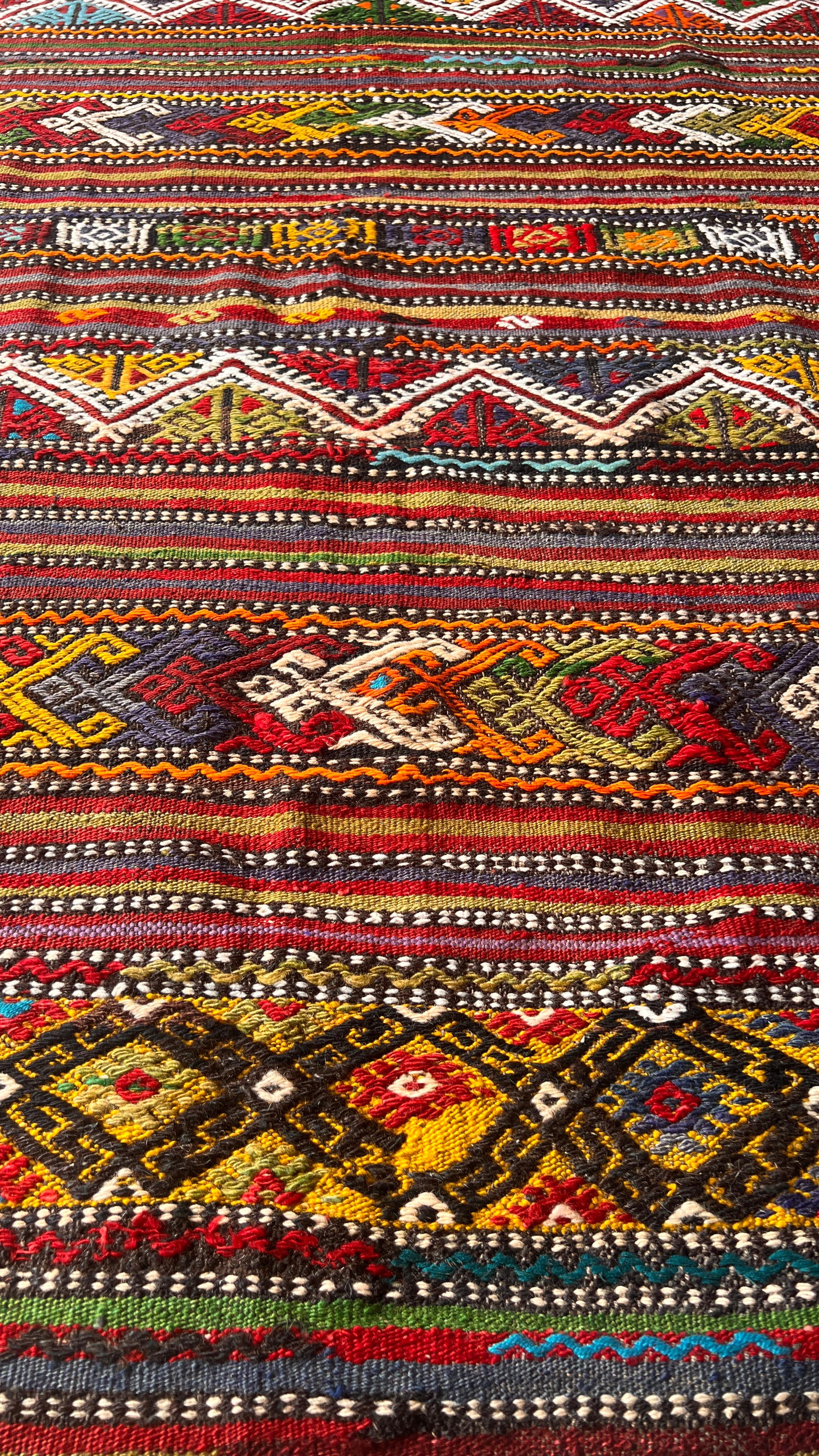 Handmade Turkish Balıkesir Kilim – 152 × 237 cm – Tribal Wool Kilim Rug