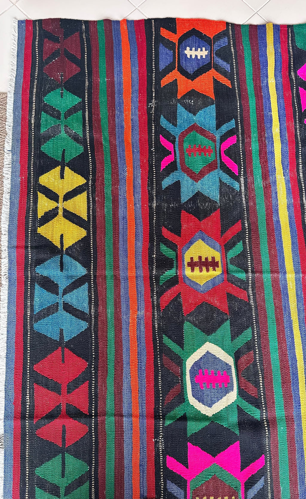 Vintage Afyon Kilim – Multicolour · 147 × 197 cm