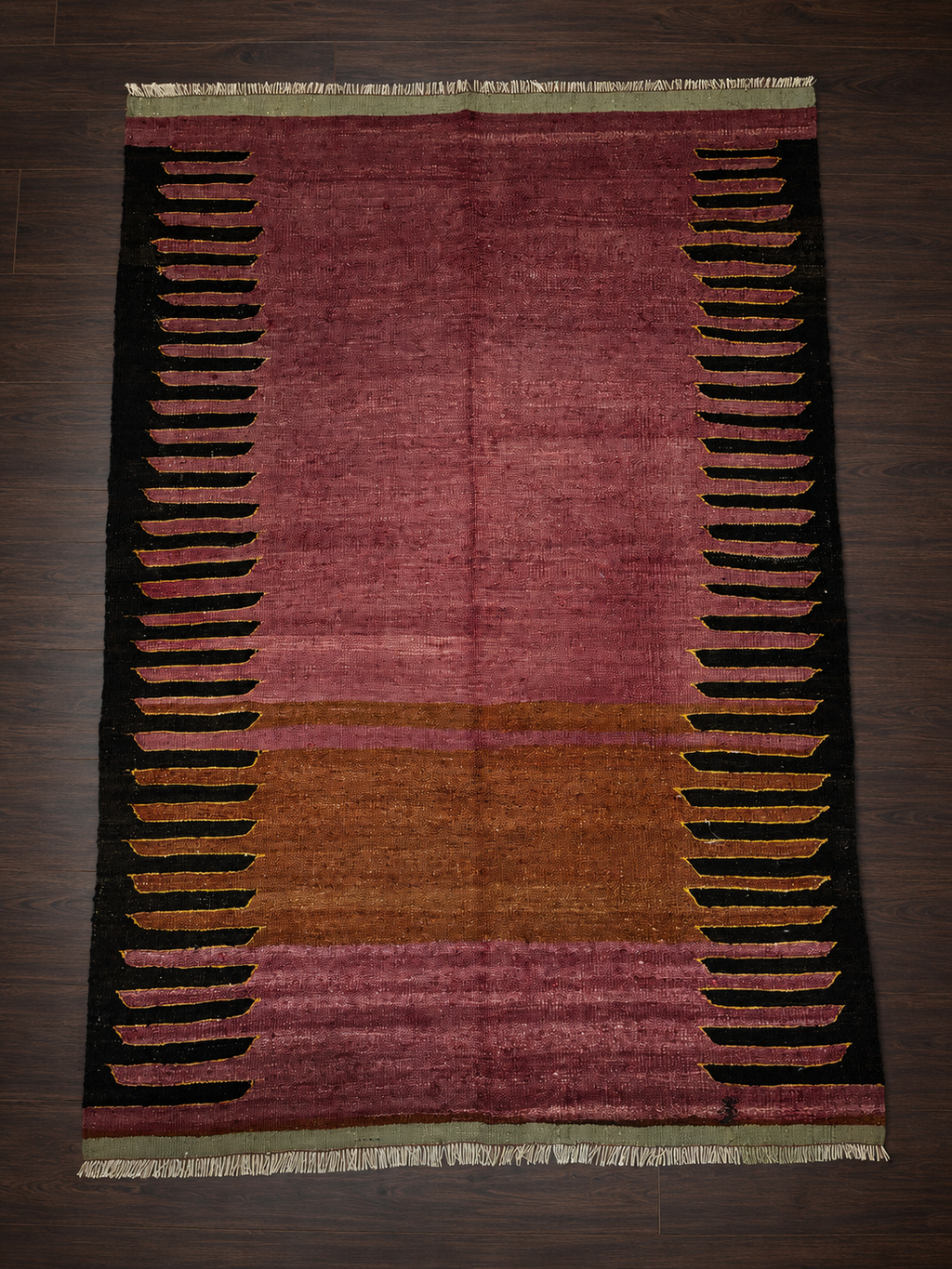 115 × 164 cm | Authentic Handmade Turkish Wool Kilim(c. 1950s)