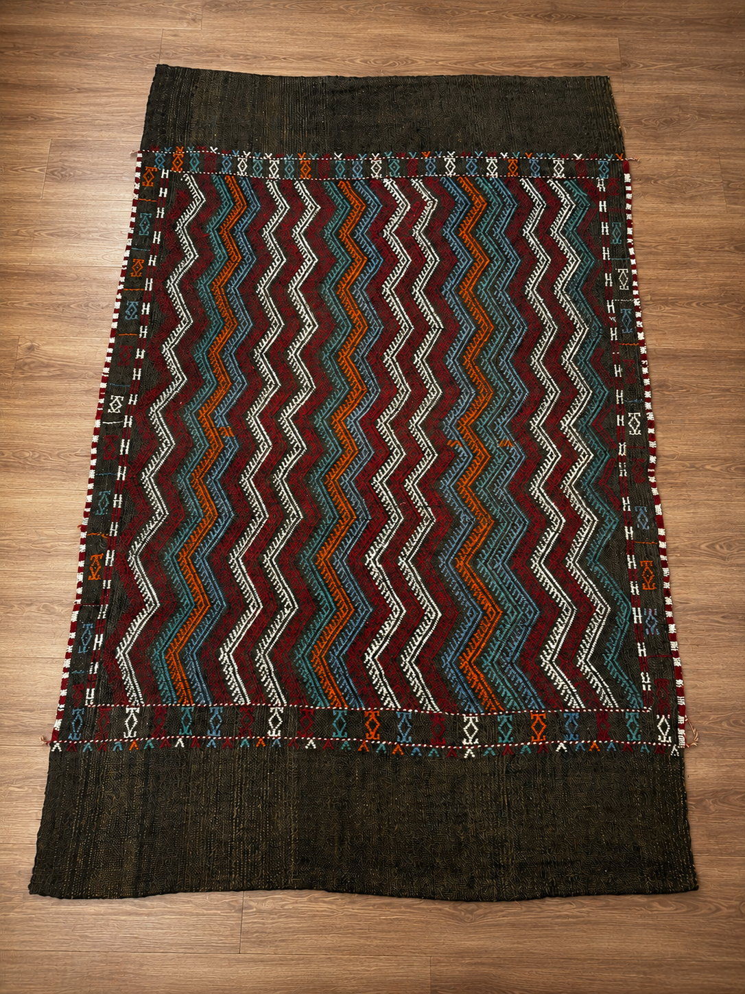 135 × 213 cm | Antique Handmade Turkish Wool Kilim