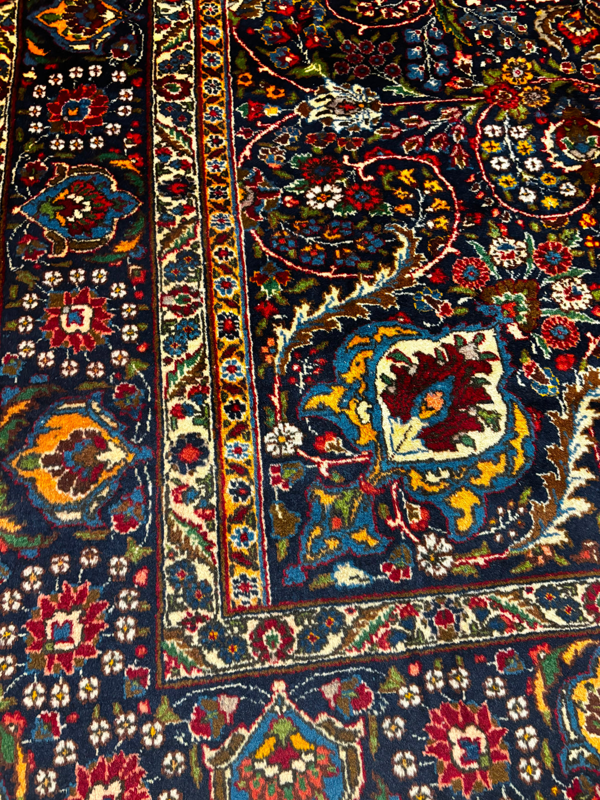 Persian Goy Tabriz Rug 222 × 330 cm | Handmade Wool Rug
