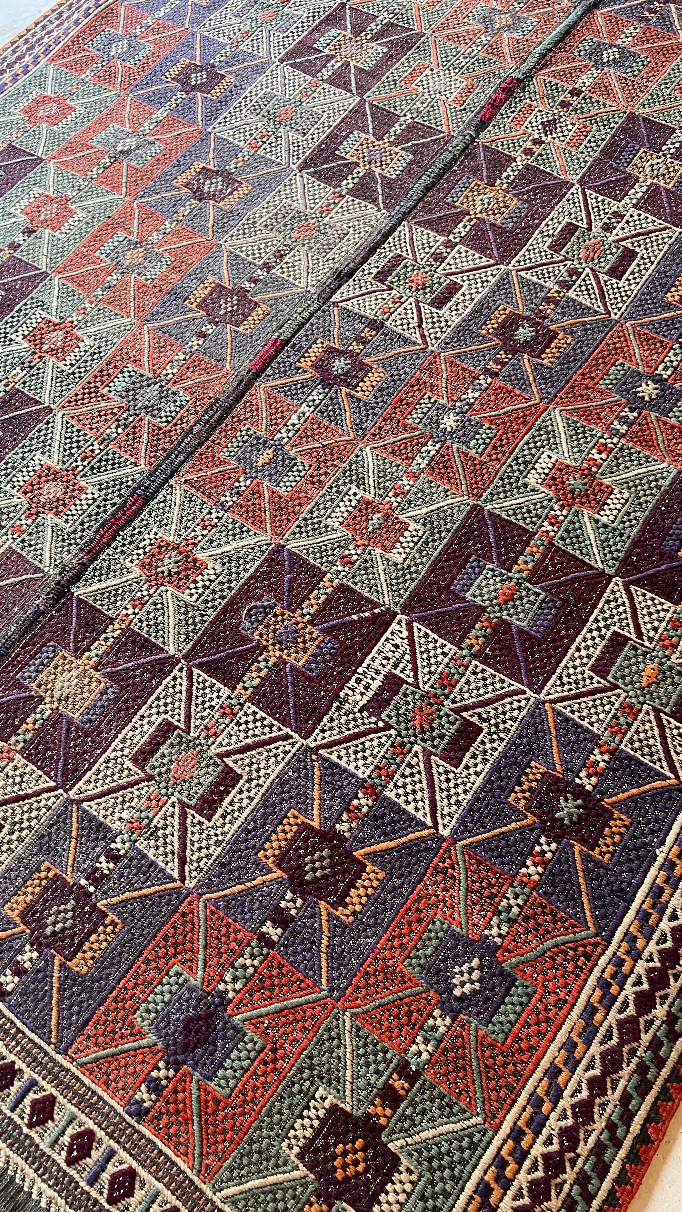 Handwoven Turkish Cicim Kilim – 197 × 228 cm – Vintage Tribal Wool Rug