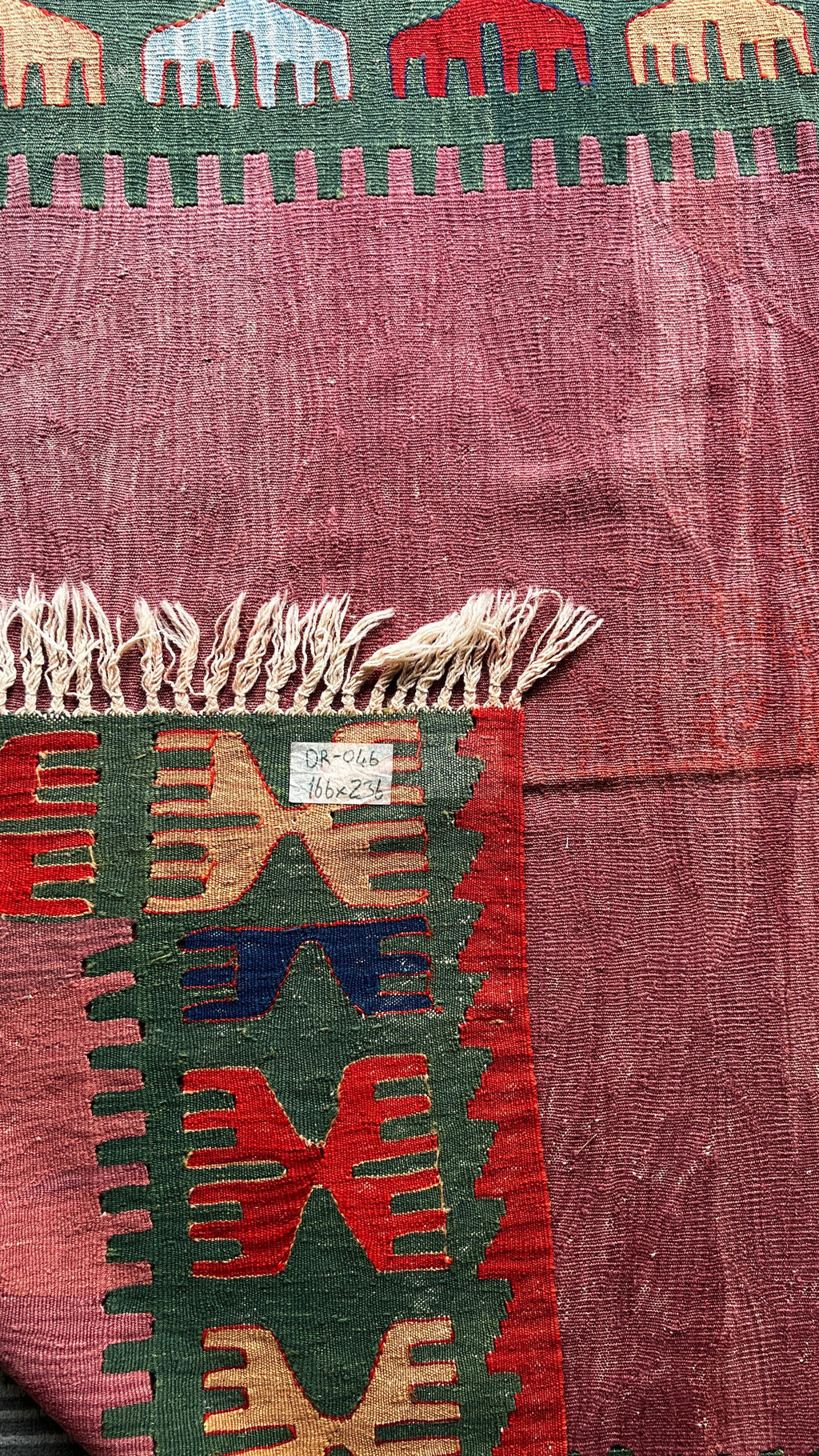 Handwoven Turkish Denizli Kilim – 166 × 206 cm – 100% Wool Vintage Style Kilim