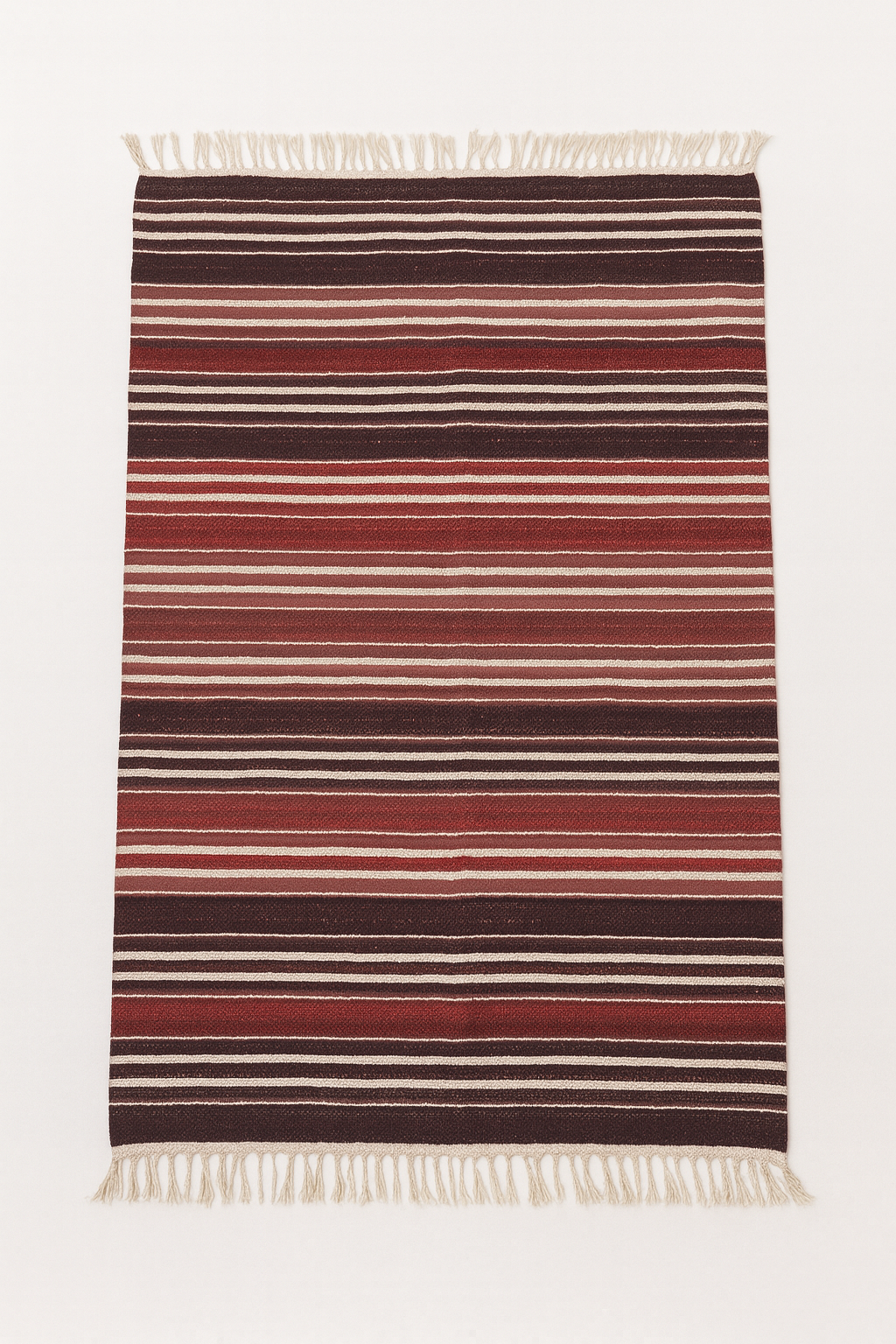 Turkish Vintage Kilim Rug – 140 × 245 cm | Handwoven Wool Flatweave