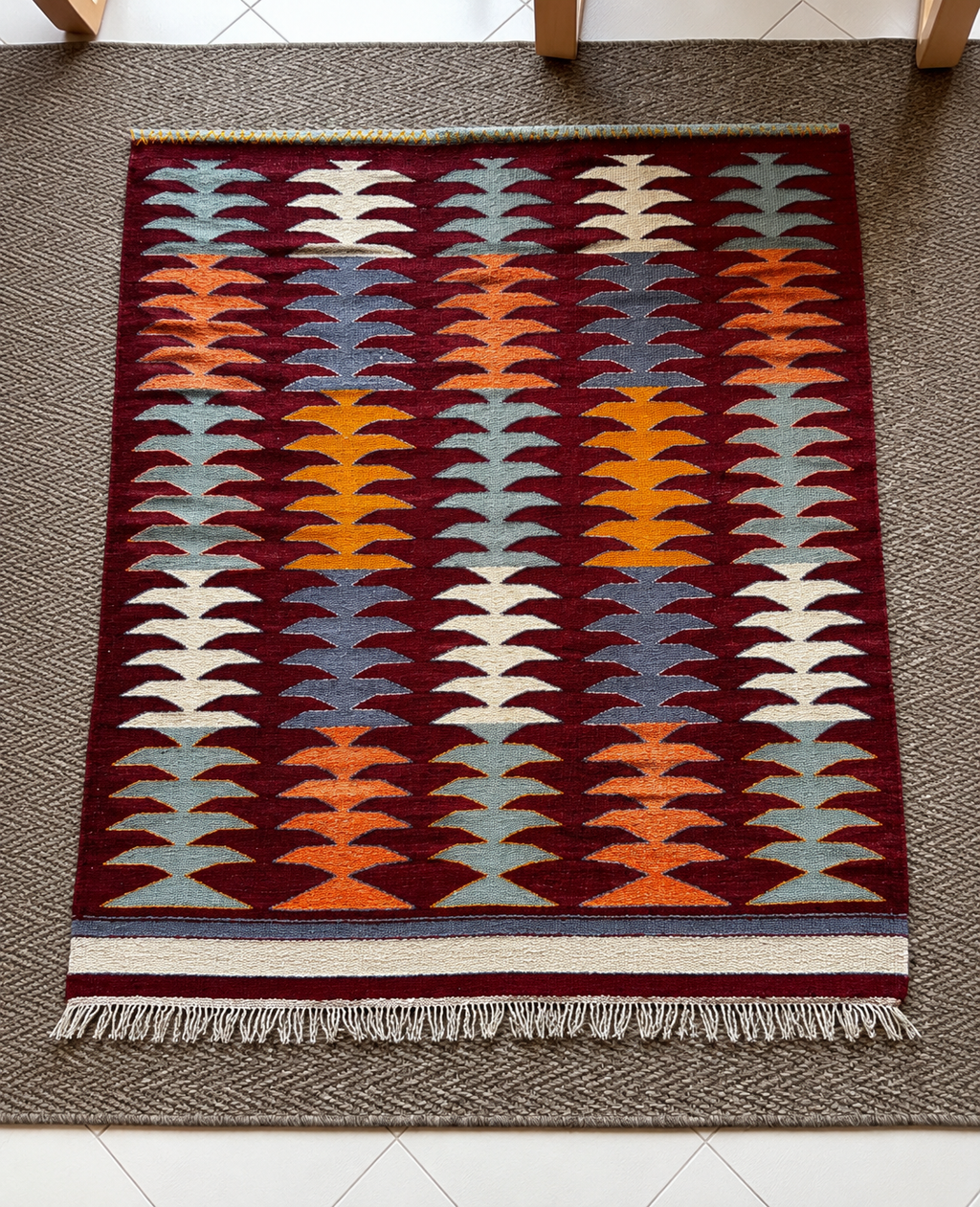 98 × 111 cm Vintage Afyon Parmaklı Kilim – Handmade Turkish Wool Carpet