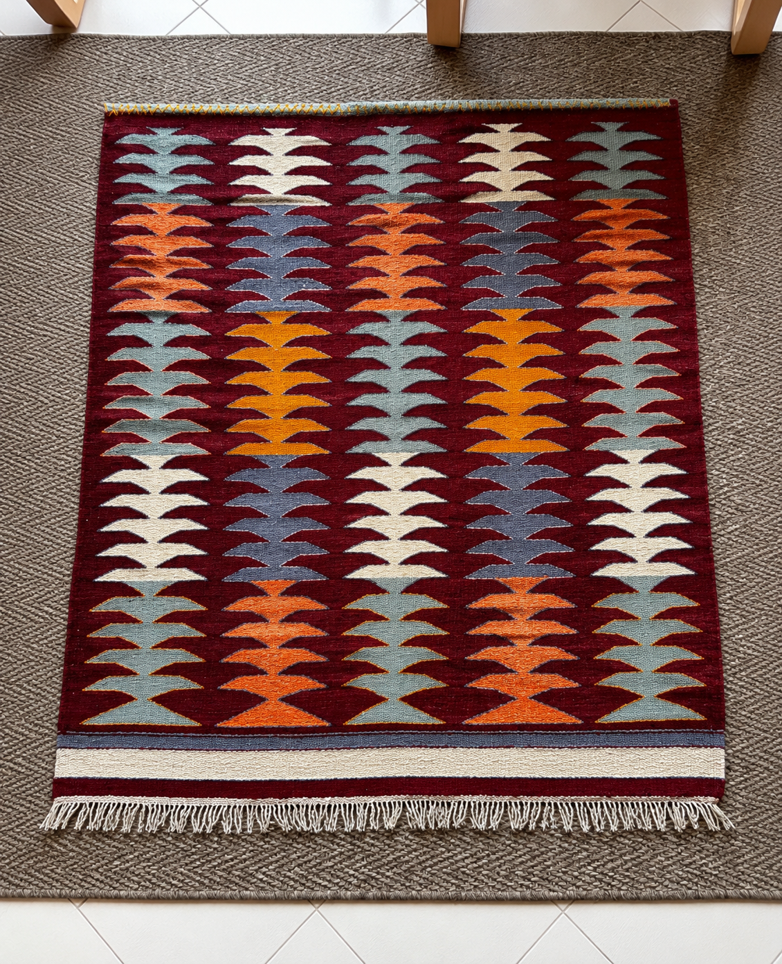 98 × 111 cm Vintage Afyon Parmaklı Kilim – Handmade Turkish Wool Carpet