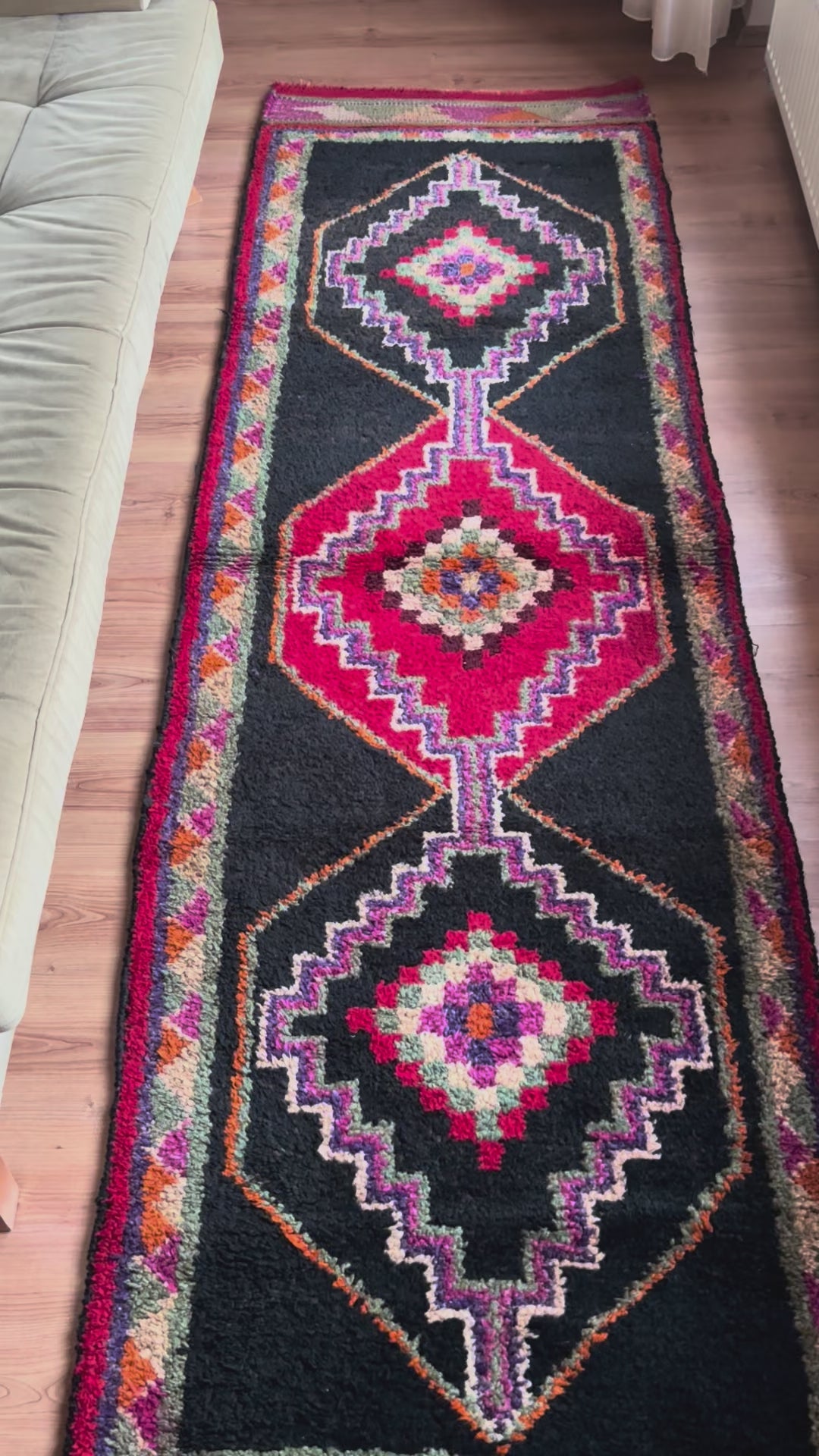 87 × 300 cm | Handmade Vintage Herki Wool Runner