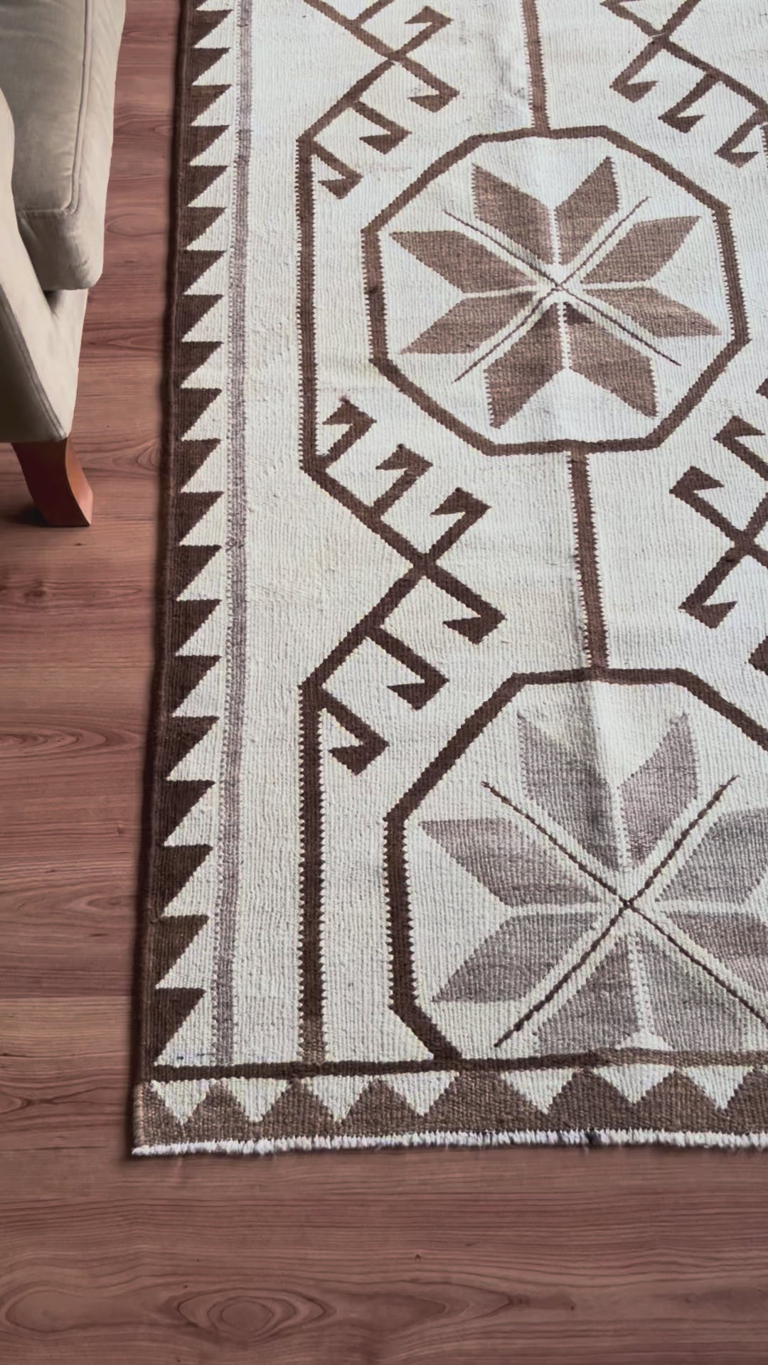 100 × 335 cm | Handmade Anatolian Herki Kilim Runner