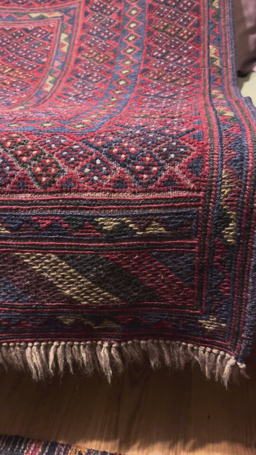 Turkmen Tekke Rug – 110 × 130 cm | Handwoven Wool Tribal Carpet