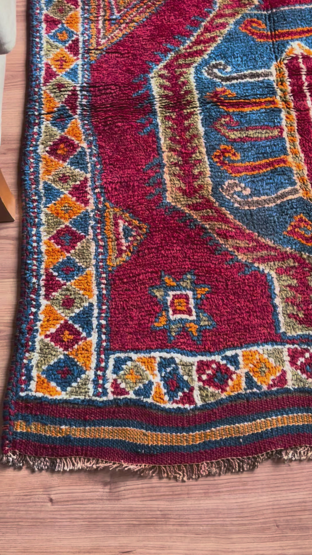 120 × 305 cm | Handmade Vintage Herki Wool Runner