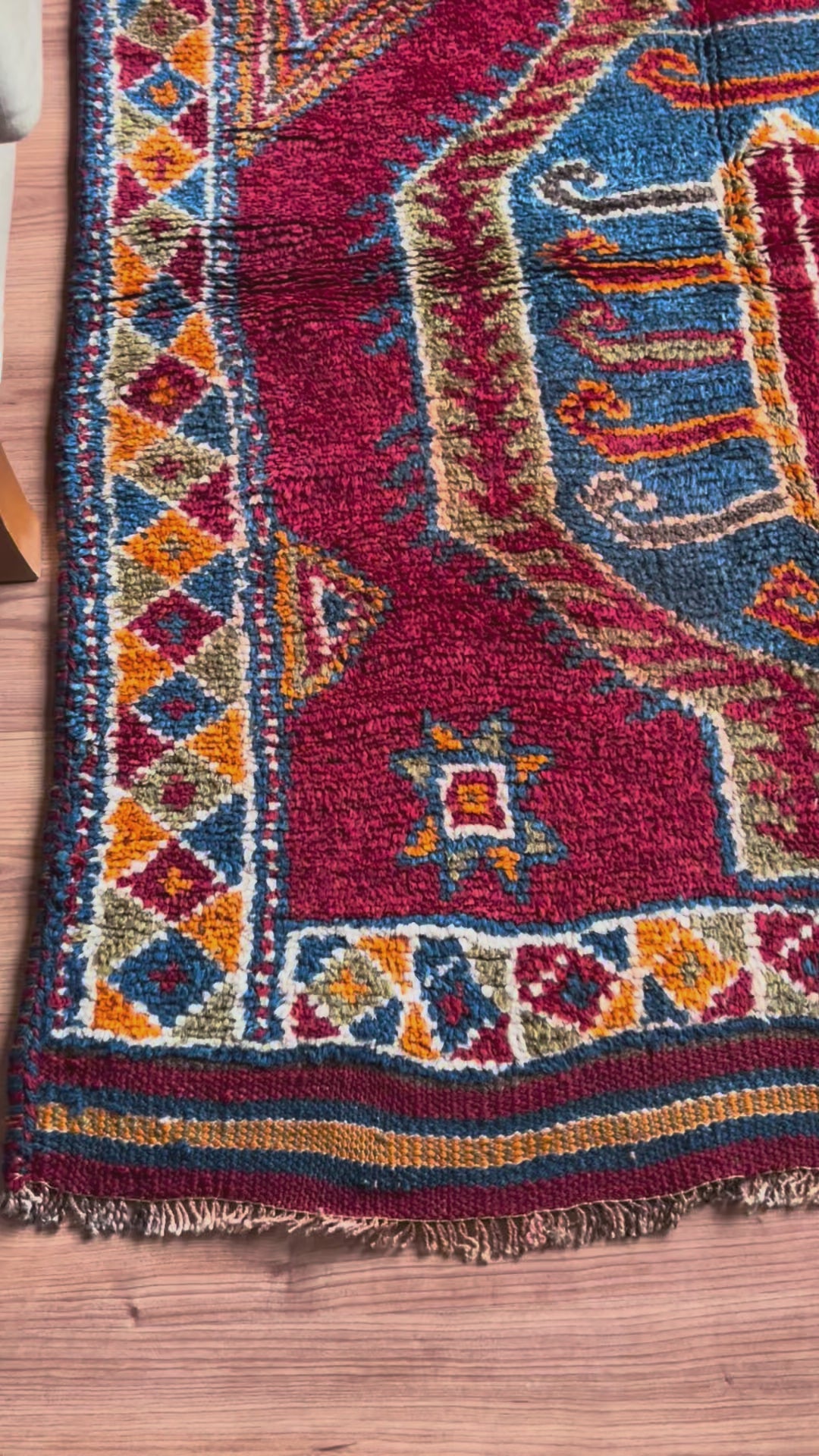 120 × 305 cm | Handmade Vintage Herki Wool Runner